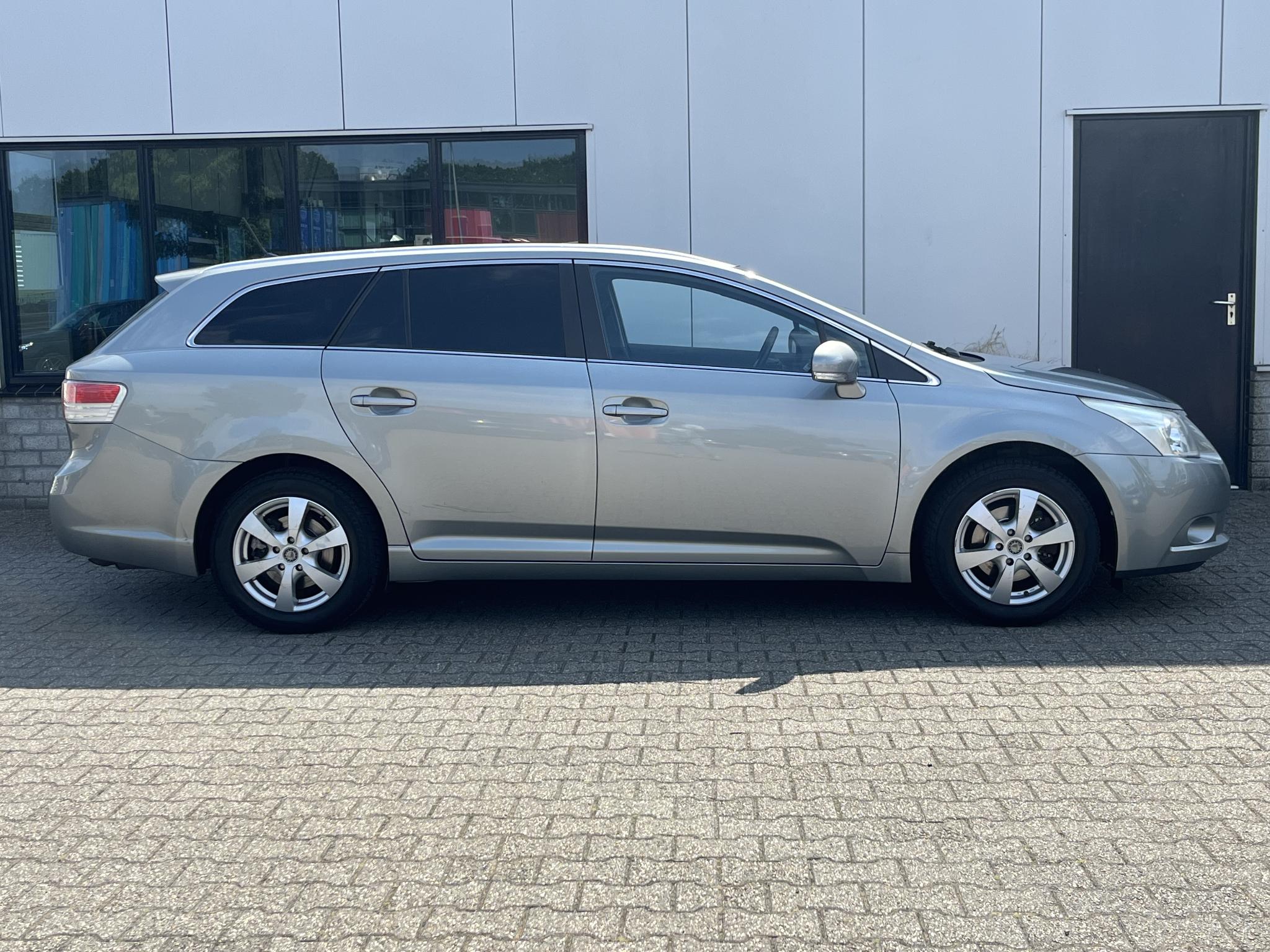 Foto van Toyota Toyota Avensis