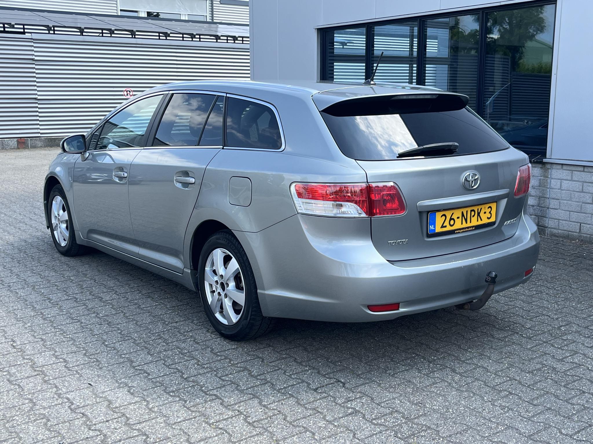 Foto van Toyota Toyota Avensis