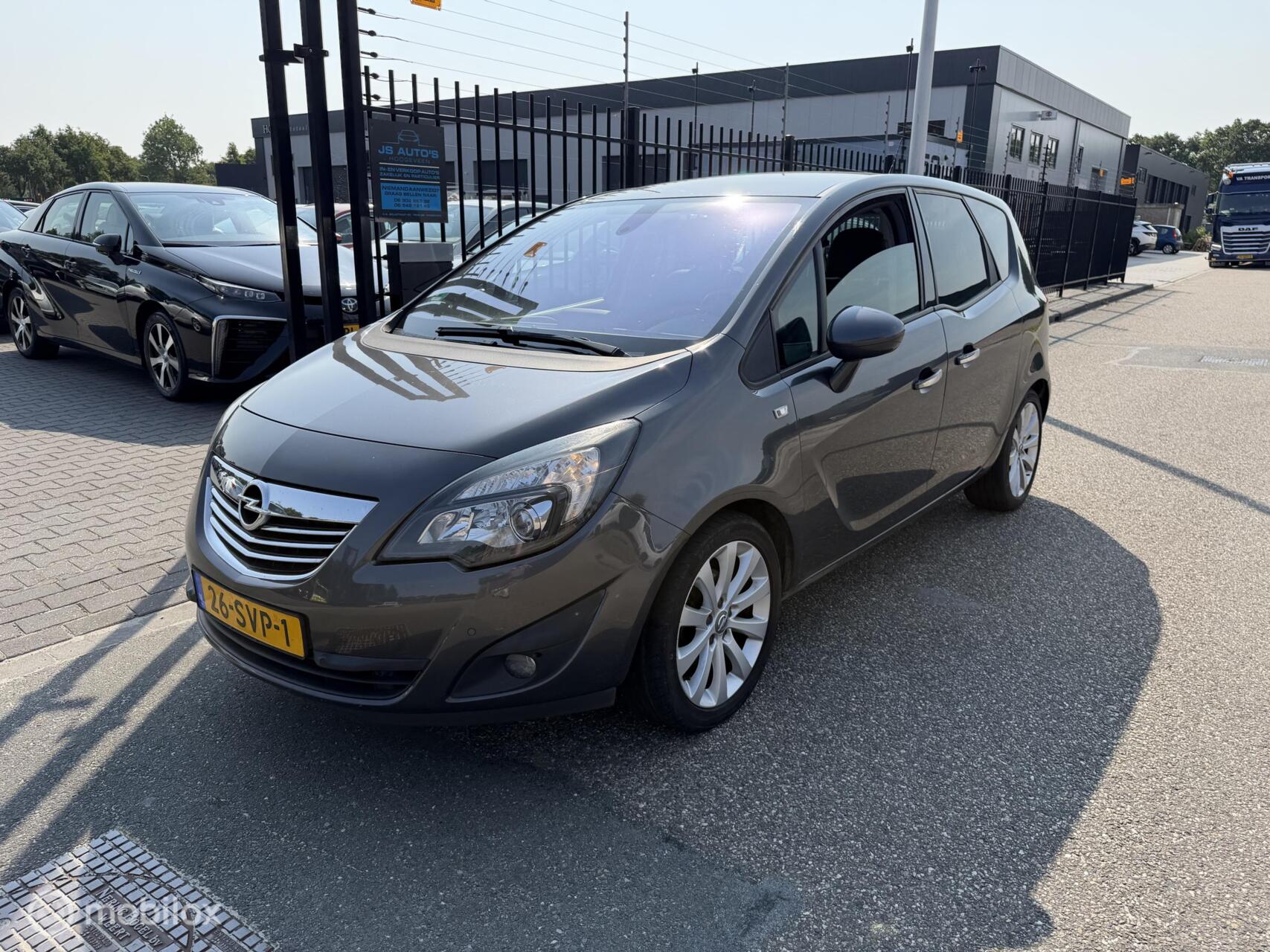 Opel Meriva 1.4 Turbo Business Edition 2011 - voorkant