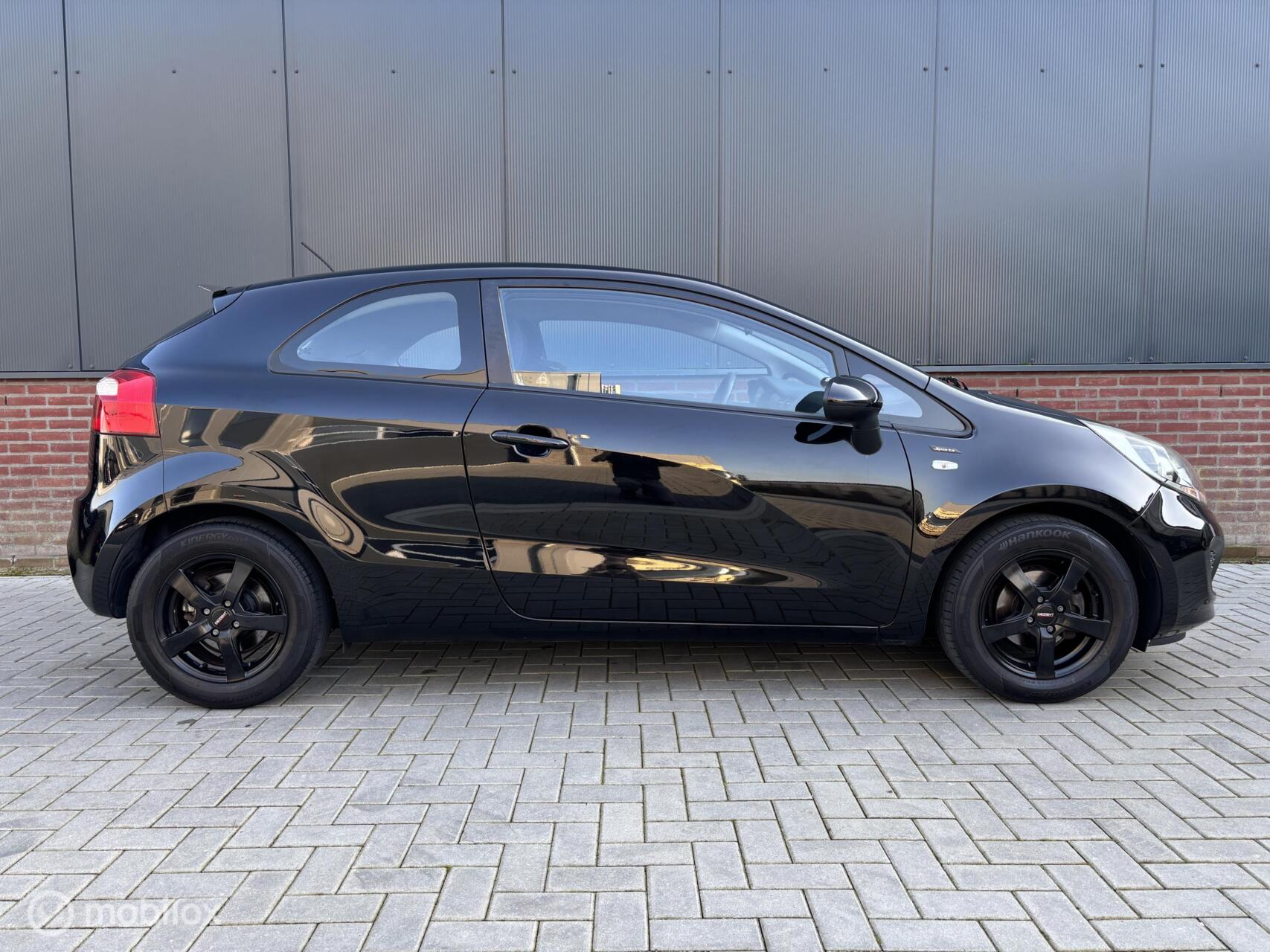 Foto van Kia Rio