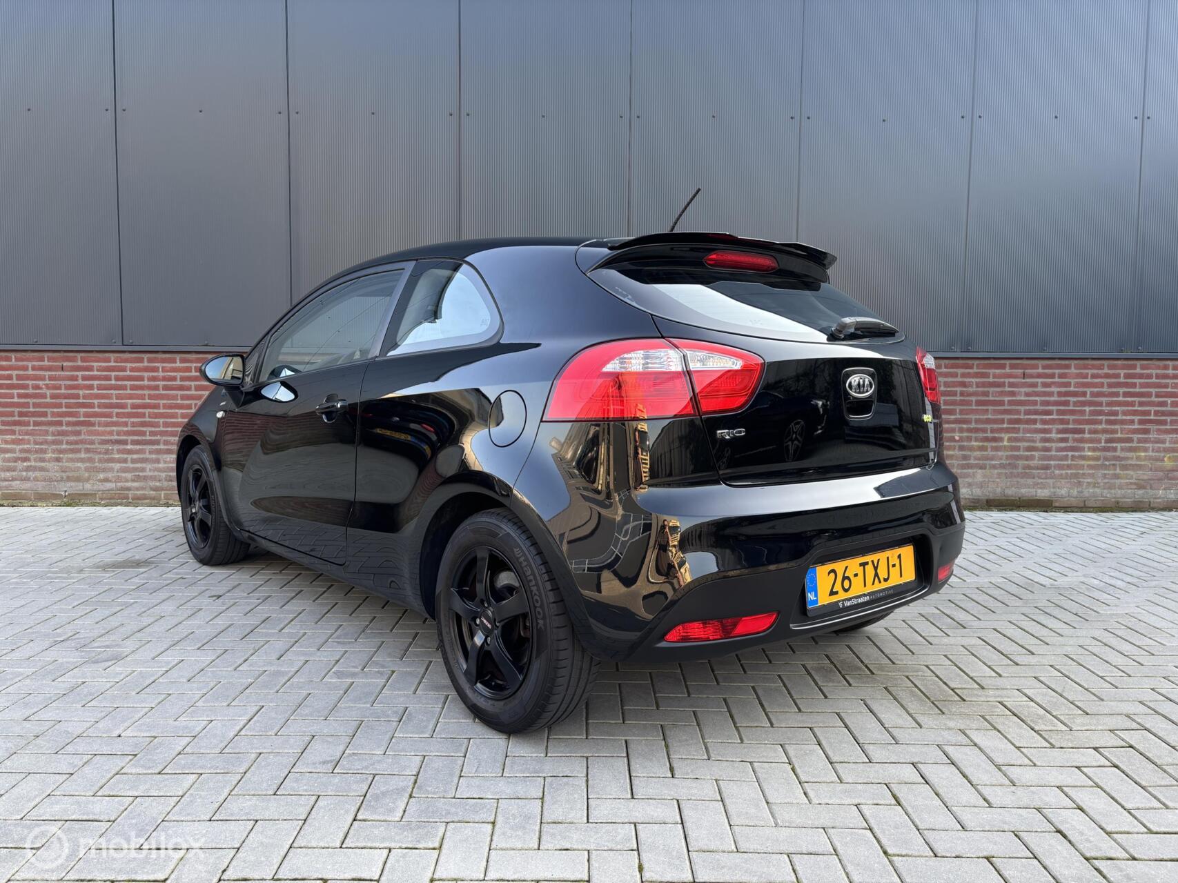 Foto van Kia Rio