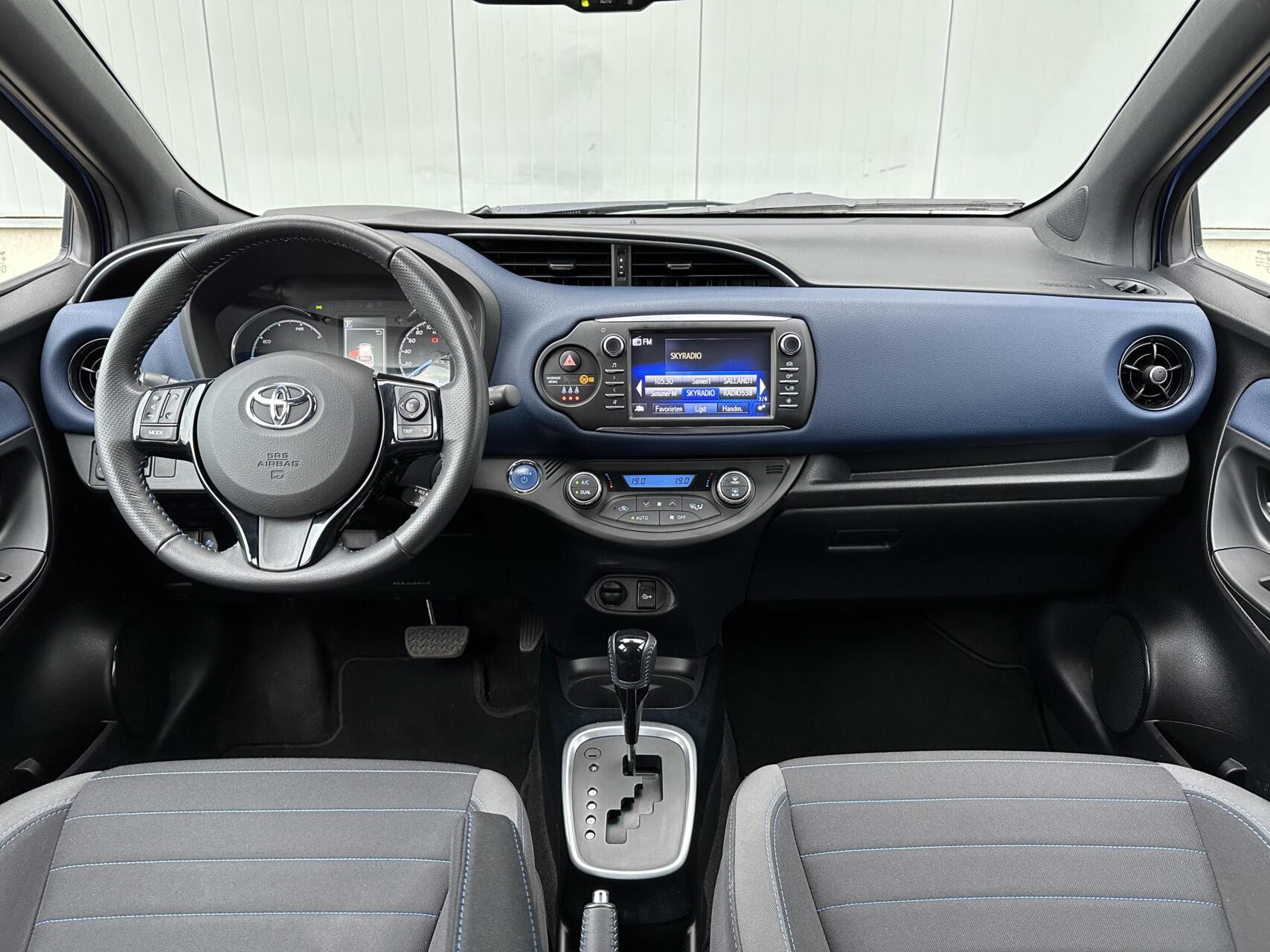 Foto van Toyota Toyota Yaris Hybrid