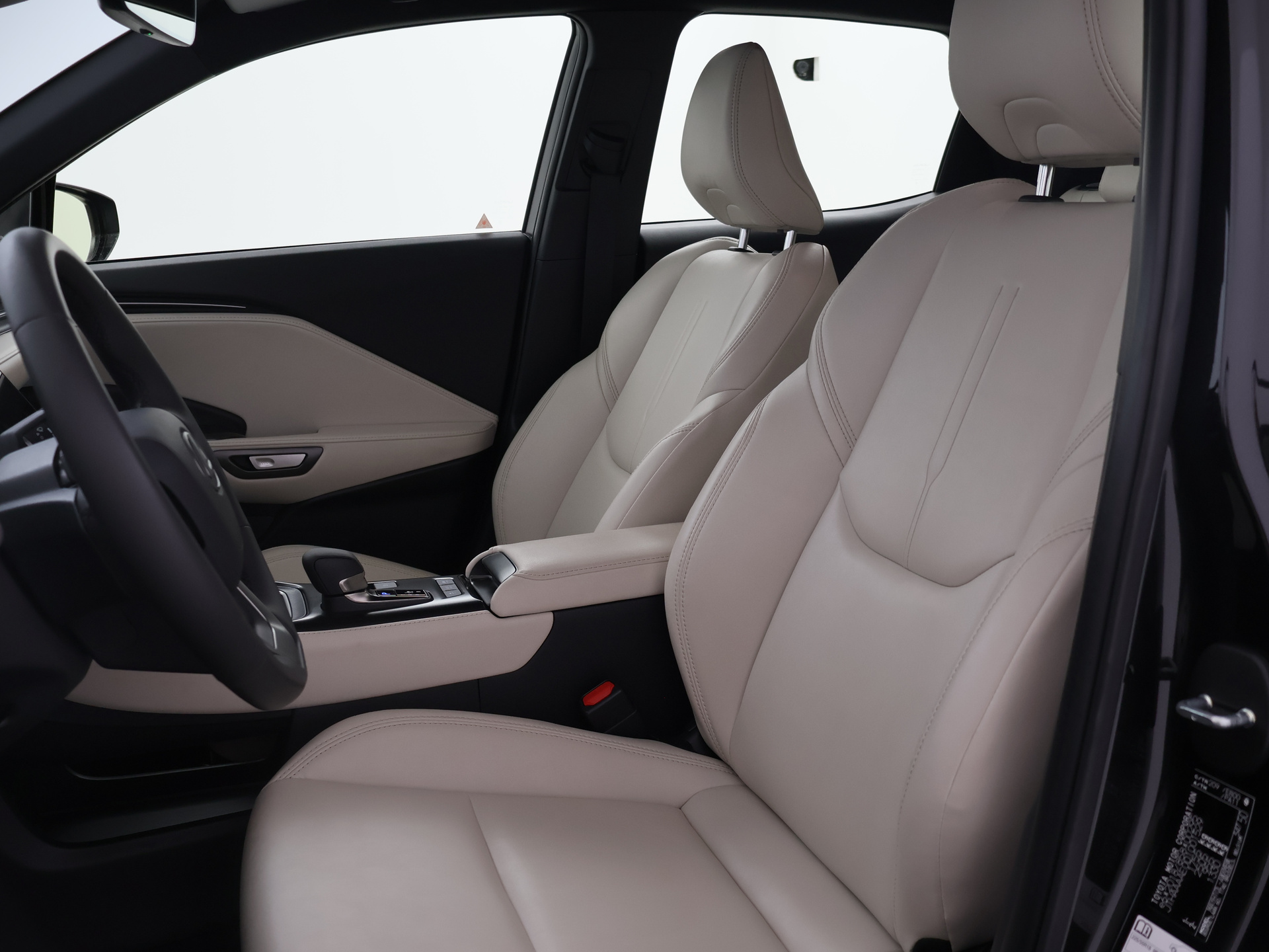 Foto van Lexus Lexus LBX