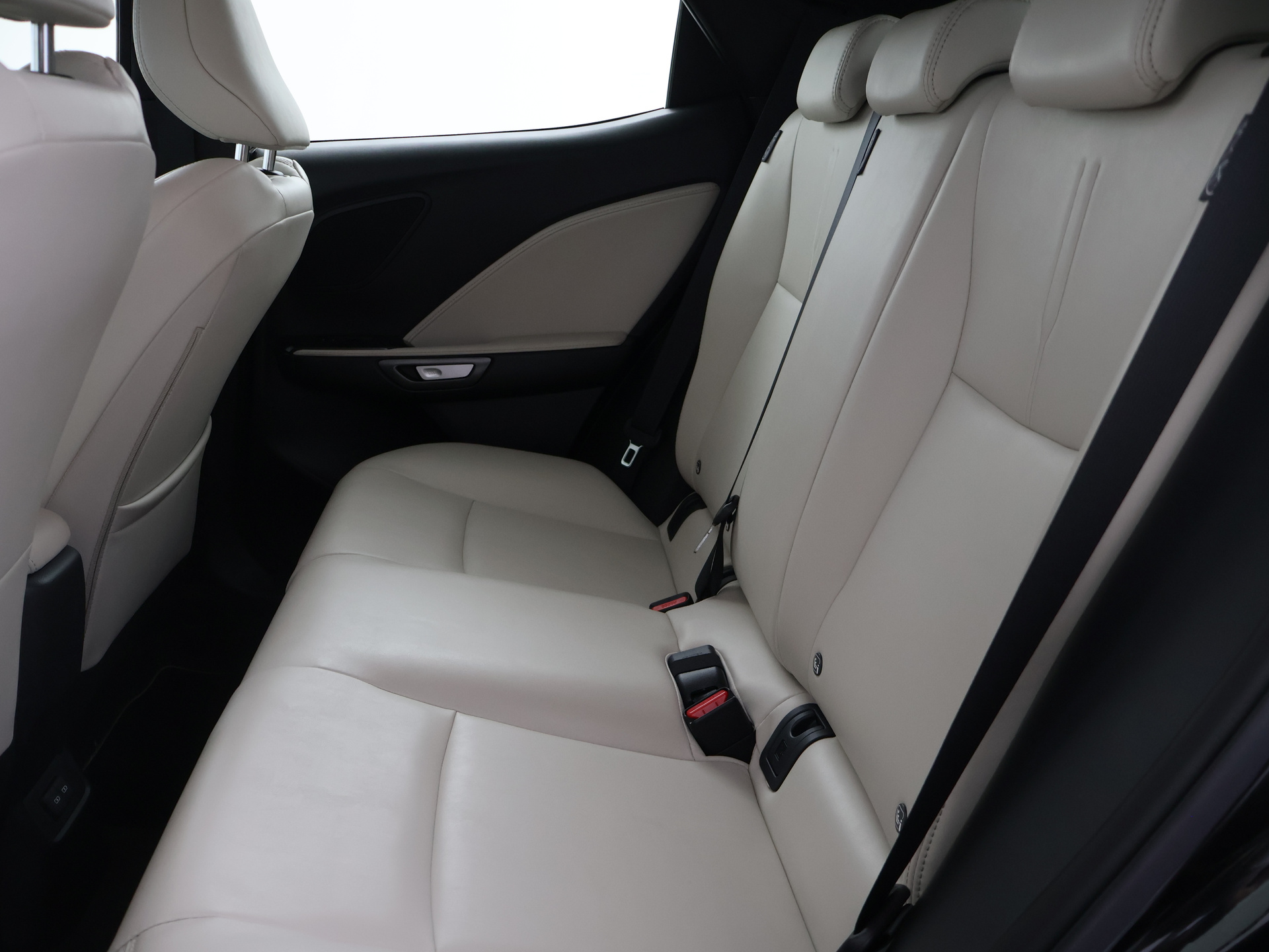 Foto van Lexus Lexus LBX