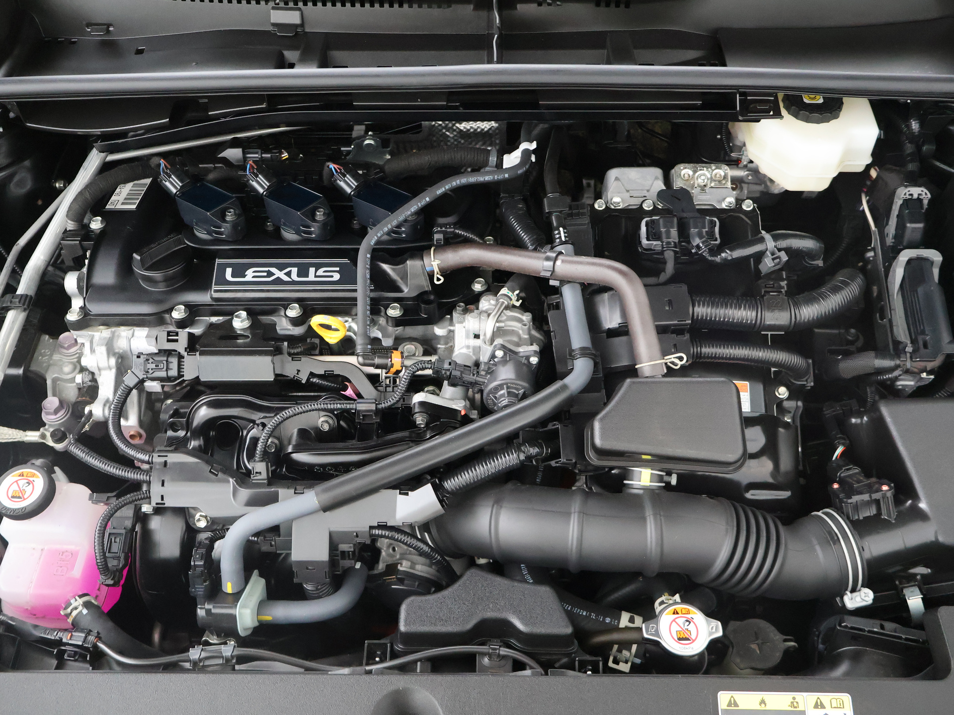 Foto van Lexus Lexus LBX
