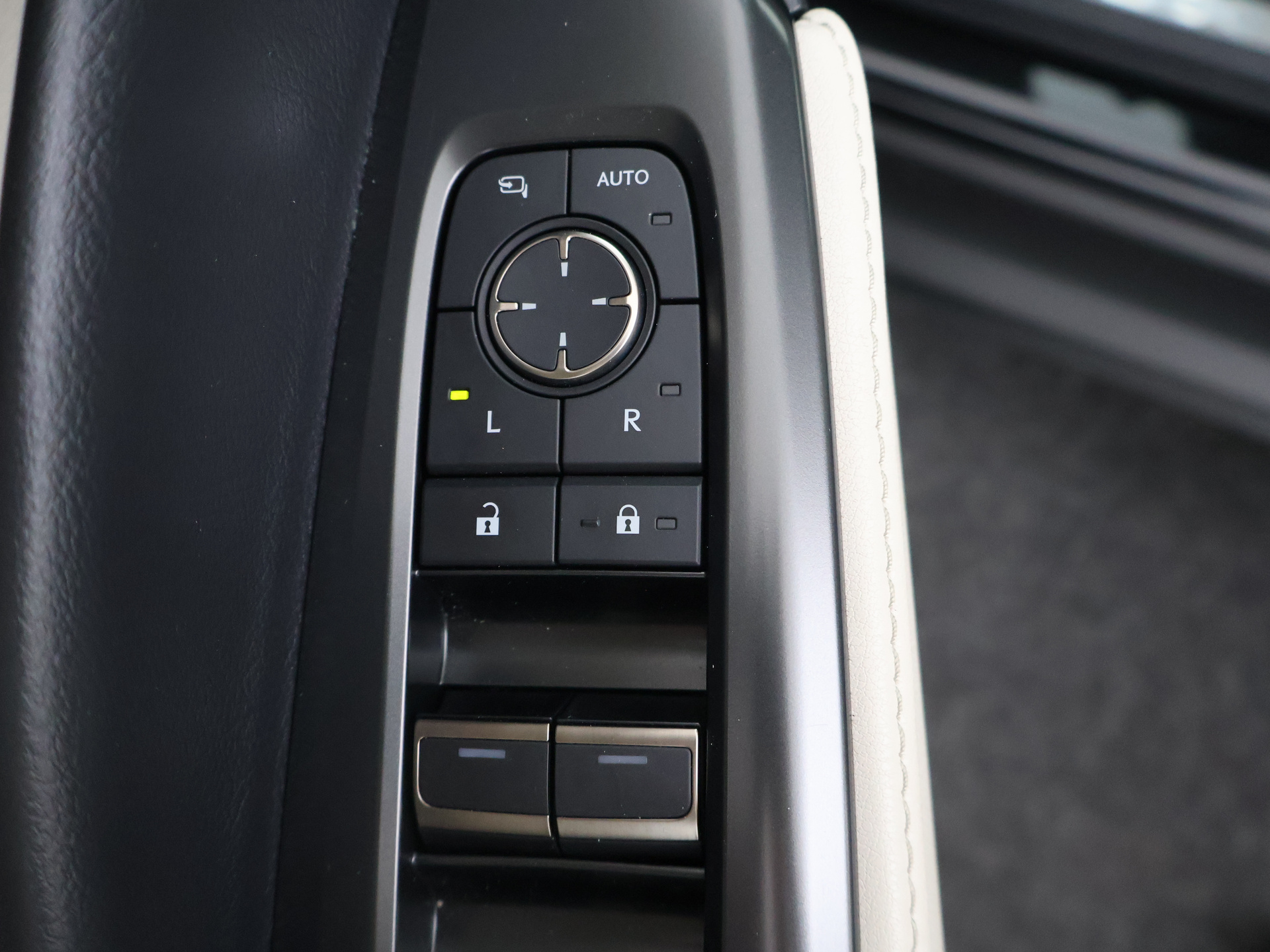 Foto van Lexus Lexus LBX
