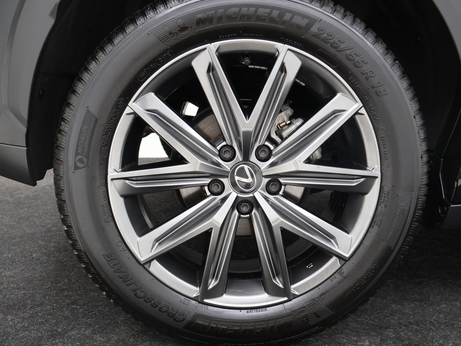 Foto van Lexus Lexus LBX