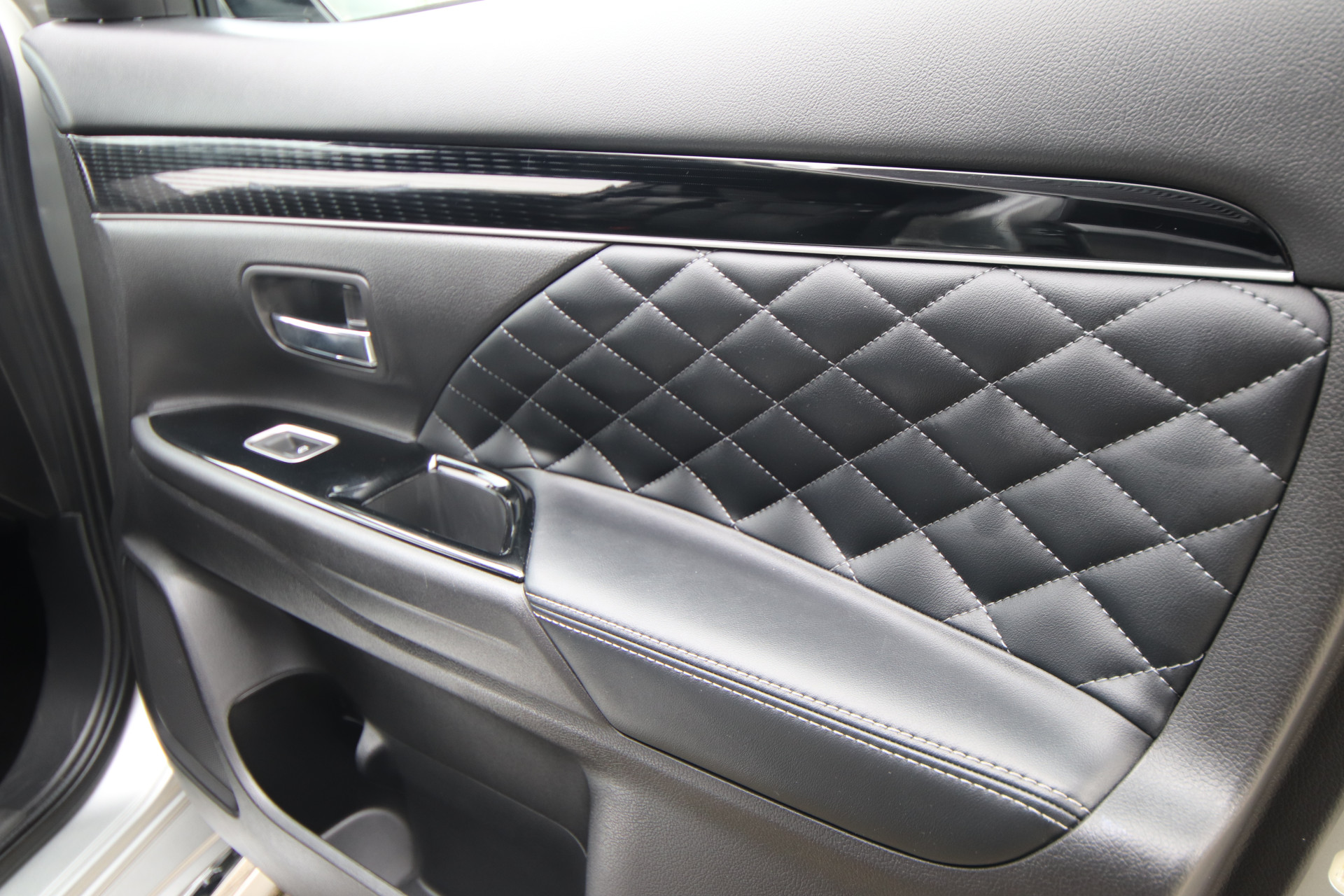 Foto van Mitsubishi Mitsubishi Outlander