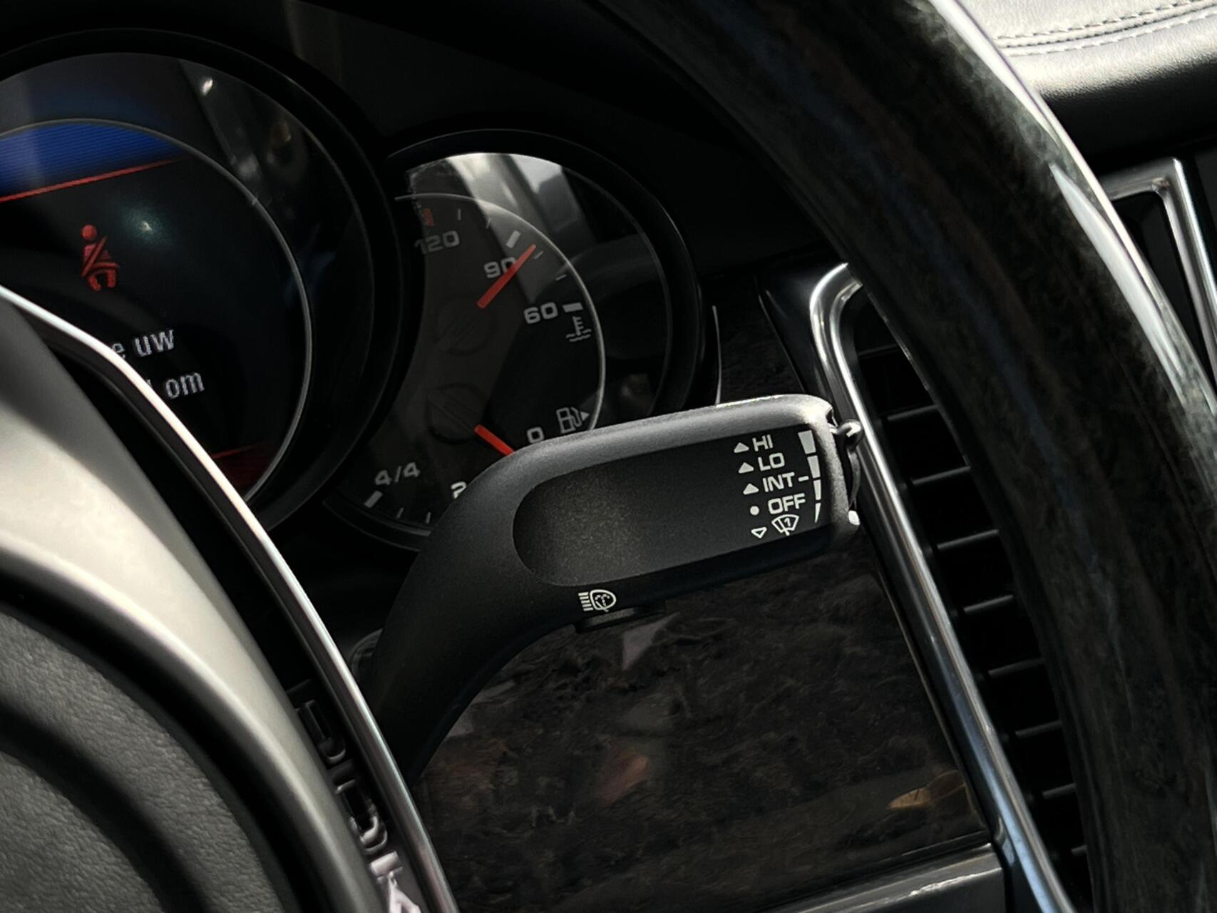 Foto van Porsche Panamera 4s