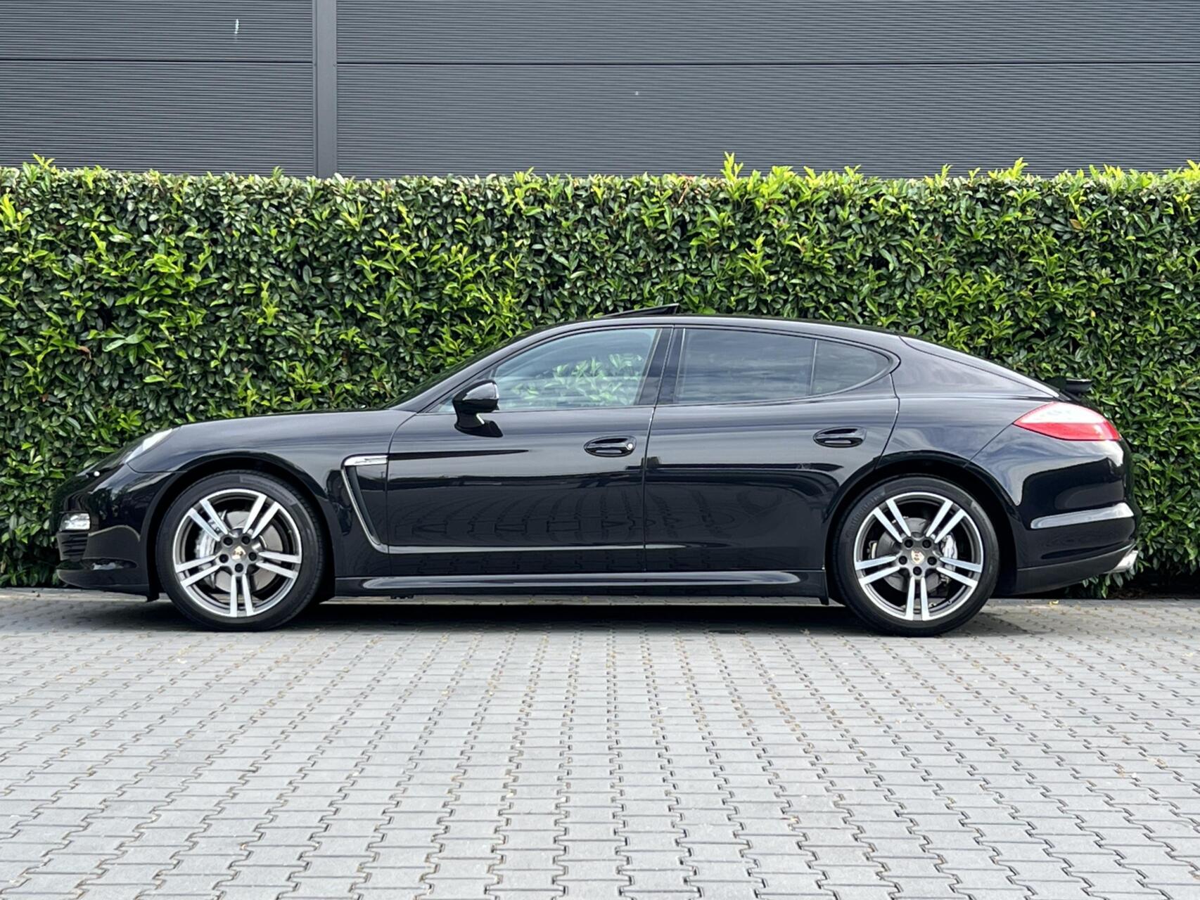 Foto van Porsche Panamera 4s