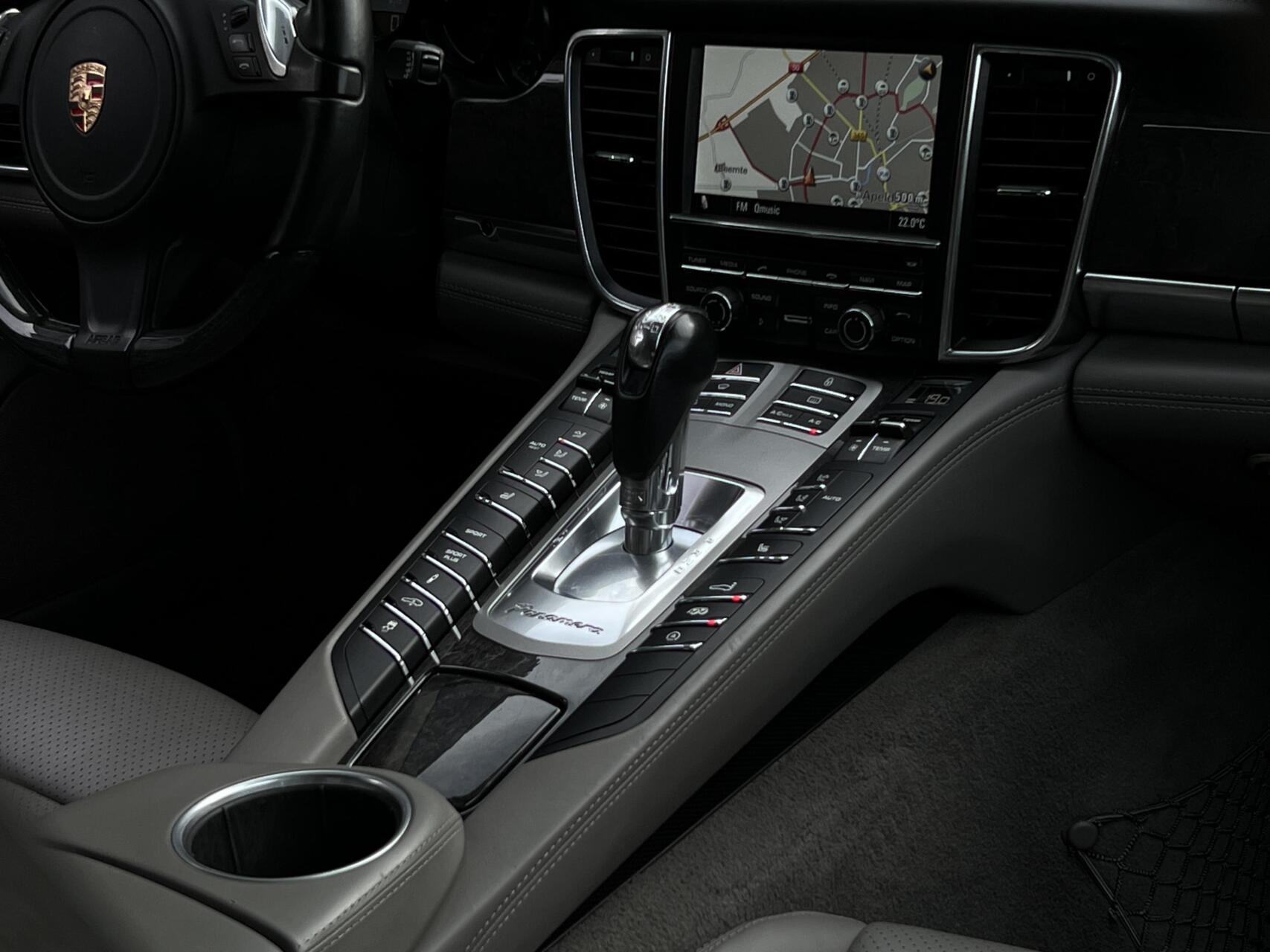 Foto van Porsche Panamera 4s
