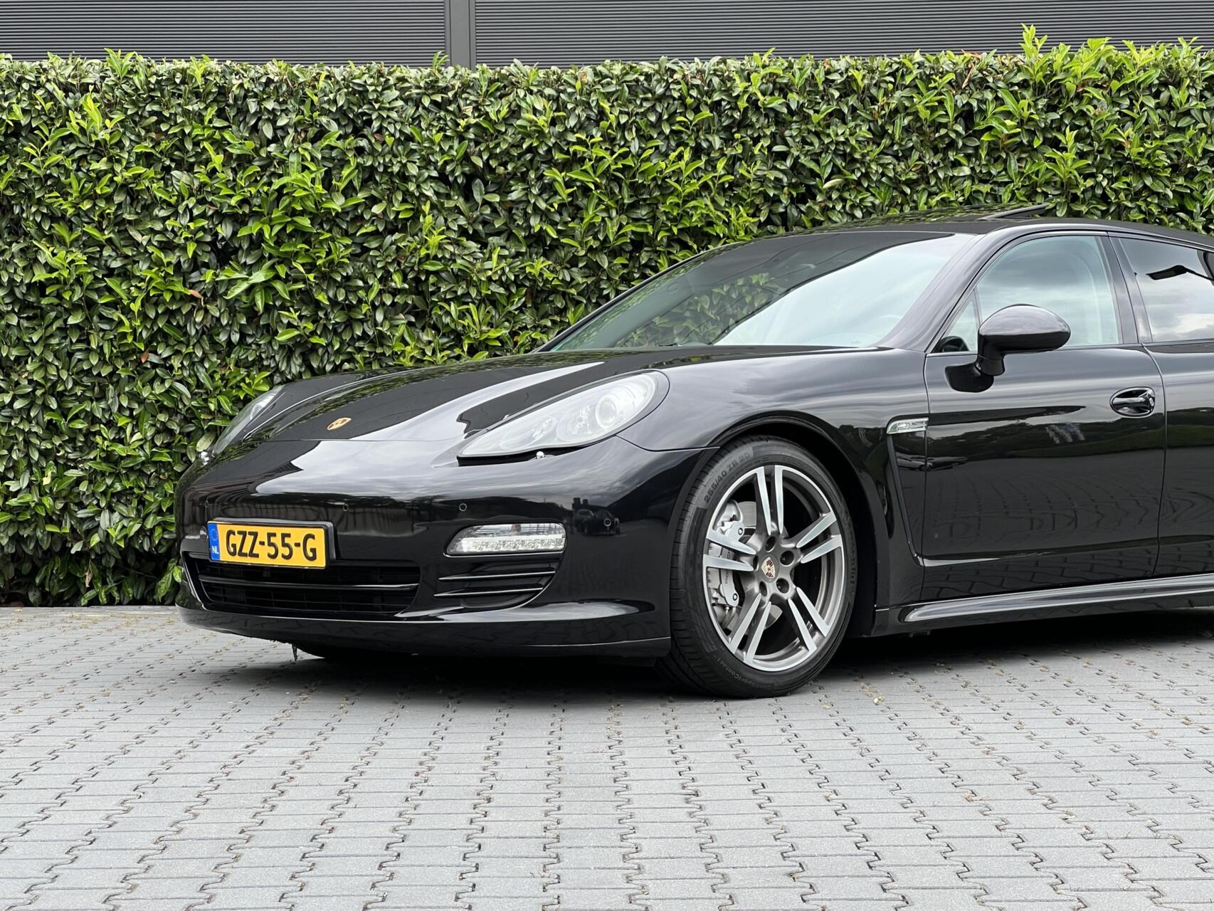 Foto van Porsche Panamera 4s