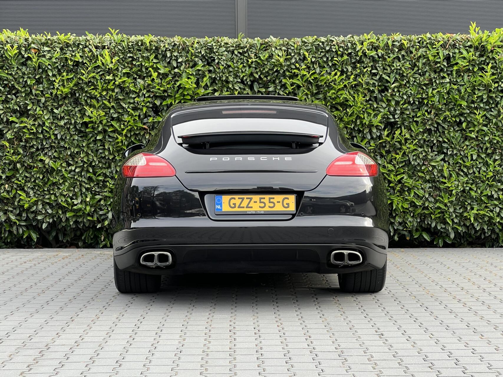 Foto van Porsche Panamera 4s