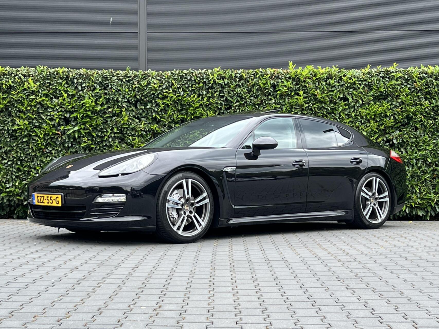 Porsche Panamera 4s 4.8 4S, PANORAMADAK, LUCHTVERING, SPORTCHRONO, BOSE, SPORTUITLAAT, NAVIGATIE, DODEHOEK, MEMORY, CRUISE CONTROL, CLIMATE CONTROL, STOELVERWARMING, LICHTMETAAL 20" 2014 - voorkant