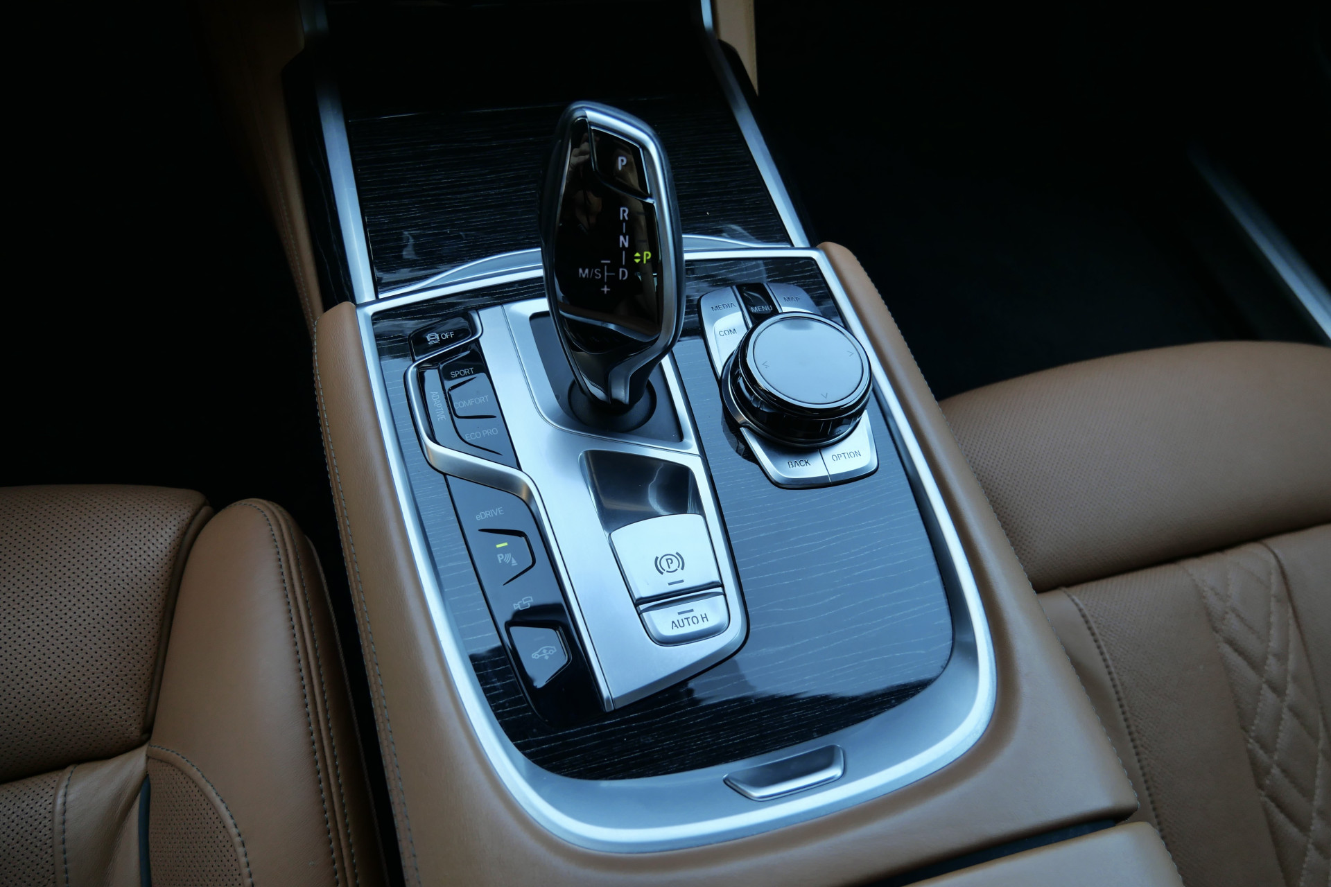 Foto van BMW 740e Iperformance