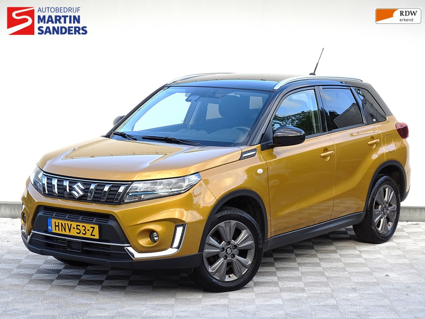 Suzuki Vitara Apple carplay. Trekhaak 2021 - voorkant