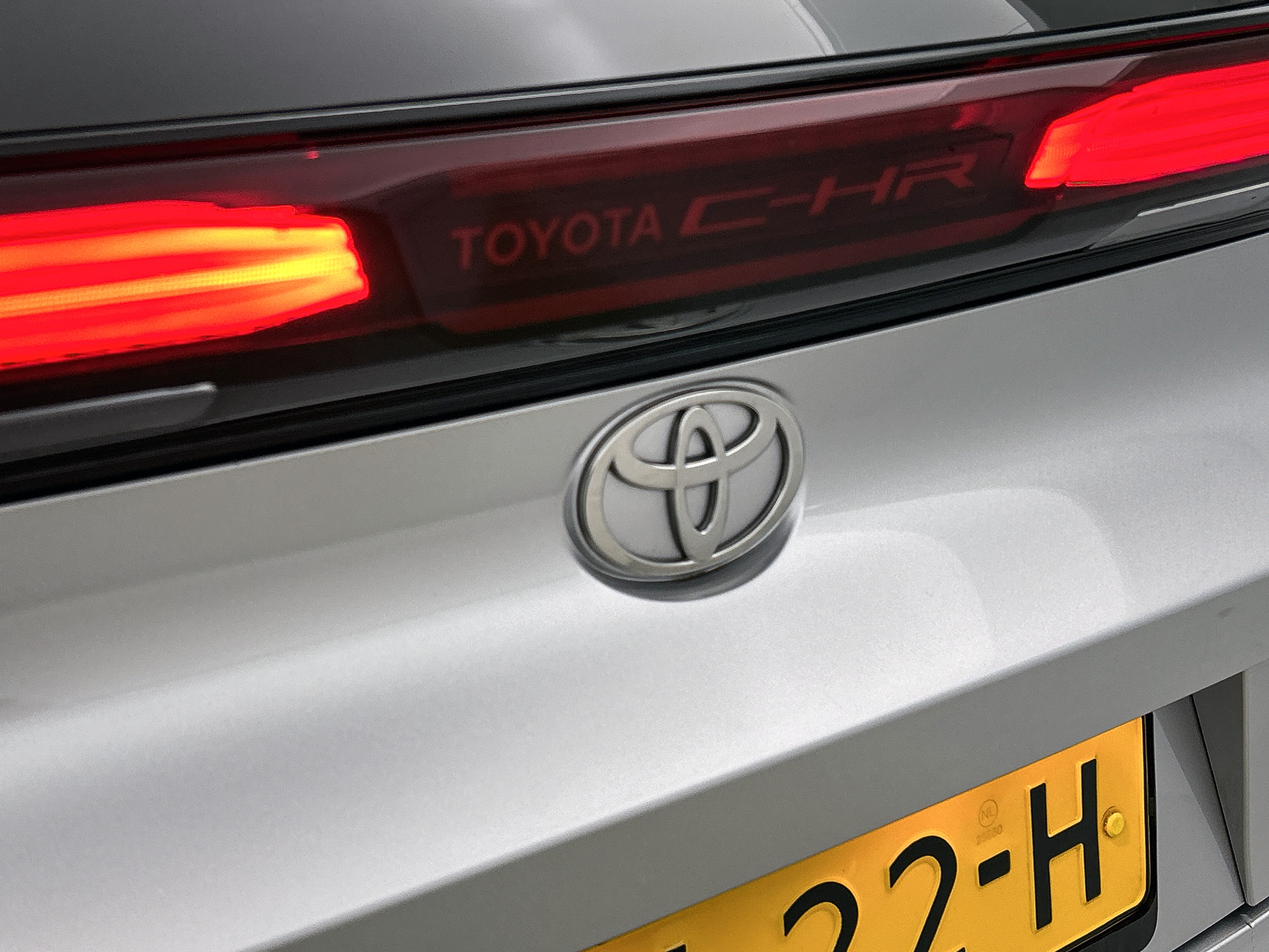 Foto van Toyota Toyota C-hr