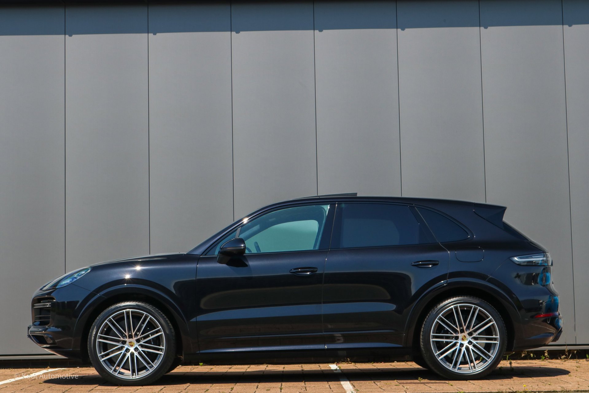 Foto van Porsche Cayenne Turbo S E-hybrid