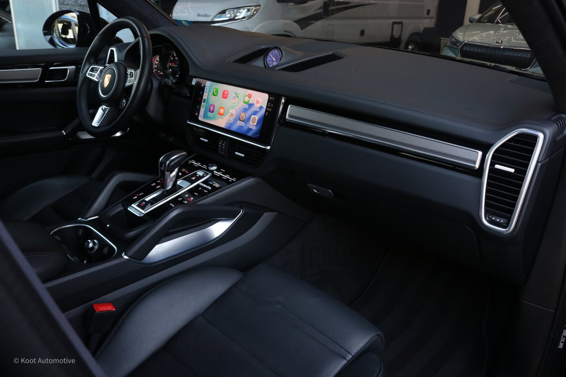 Foto van Porsche Cayenne Turbo S E-hybrid