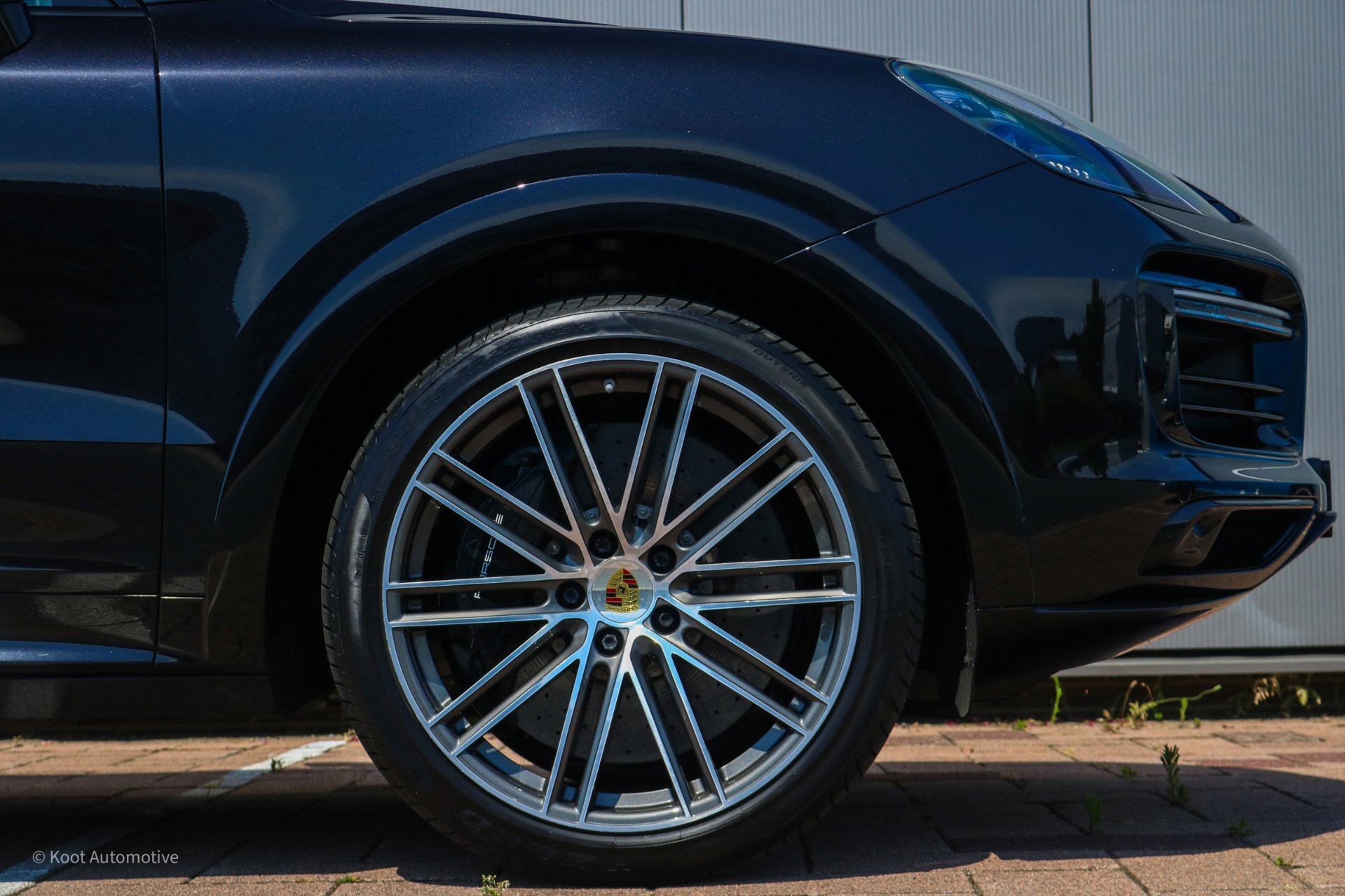 Foto van Porsche Cayenne Turbo S E-hybrid