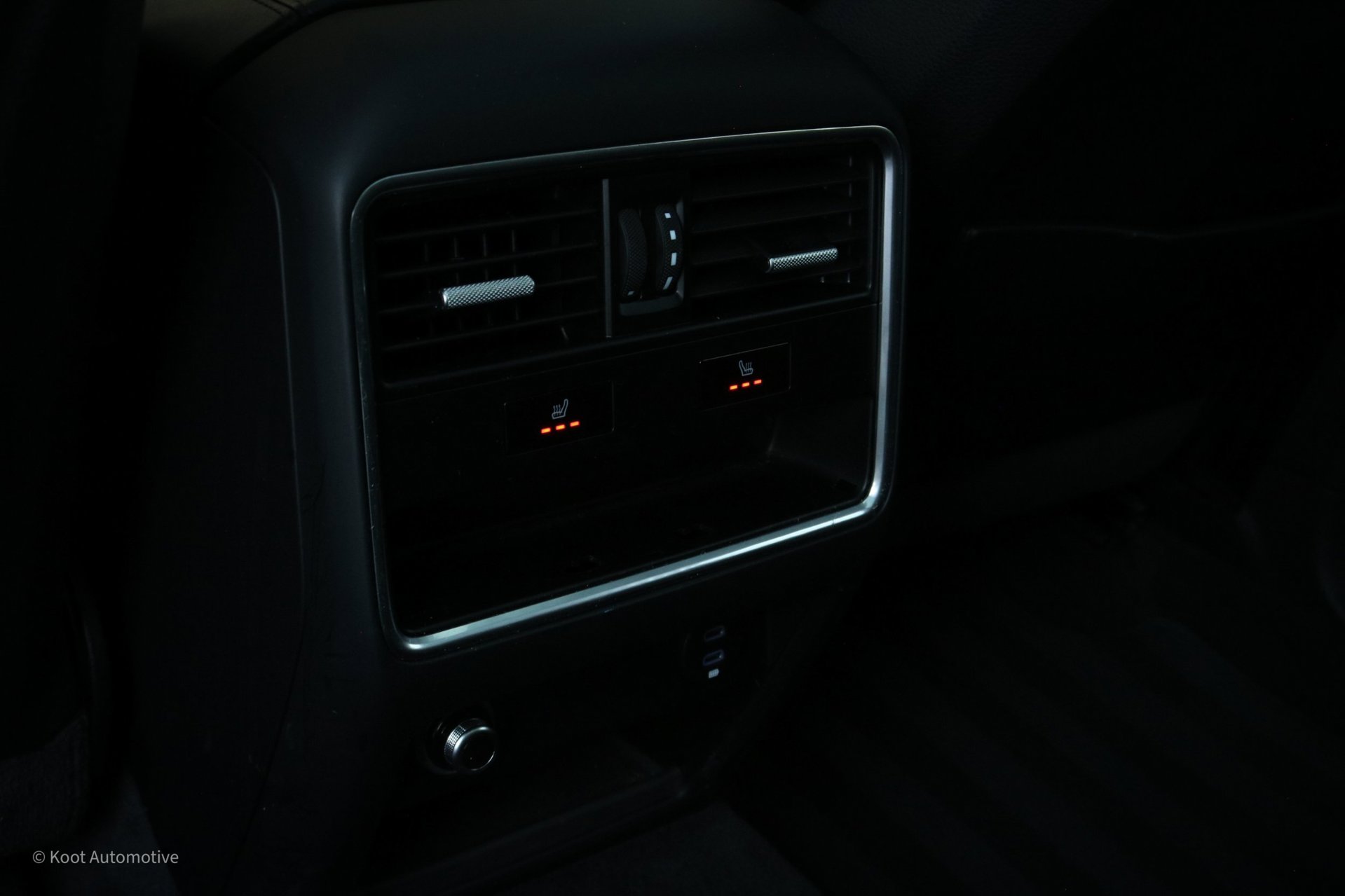 Foto van Porsche Cayenne Turbo S E-hybrid