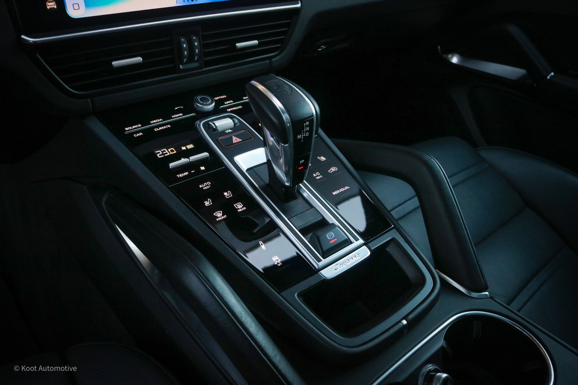 Foto van Porsche Cayenne Turbo S E-hybrid