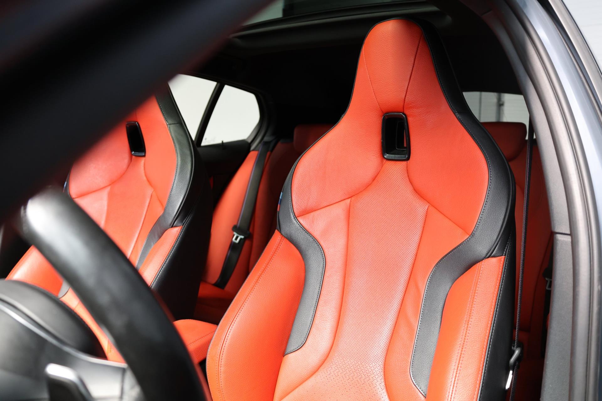 Foto van BMW M135i xDrive