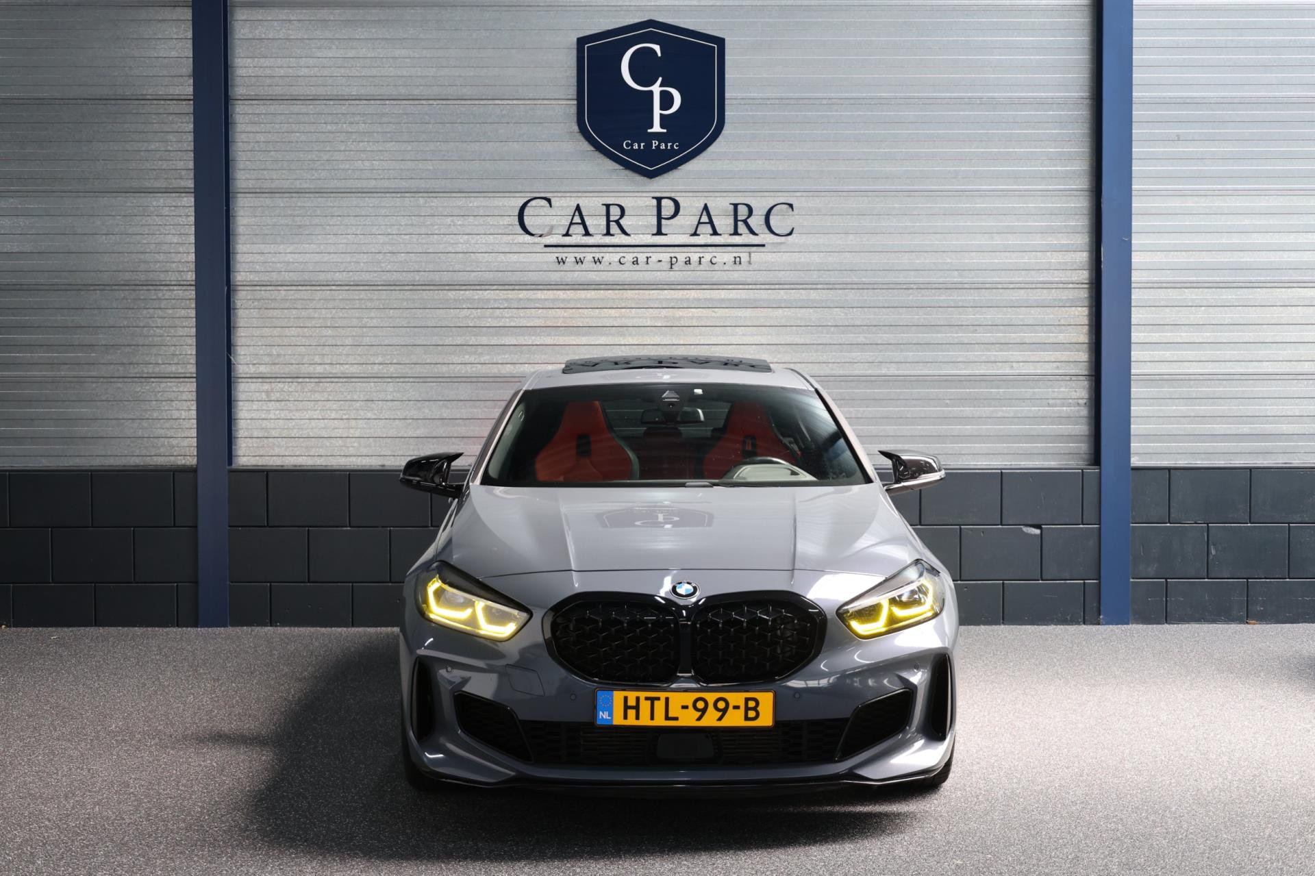 Foto van BMW M135i xDrive