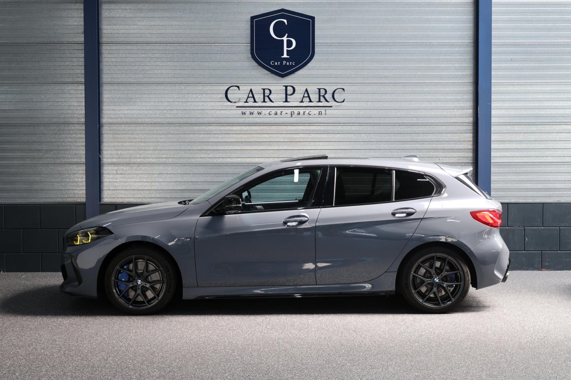 Foto van BMW M135i xDrive