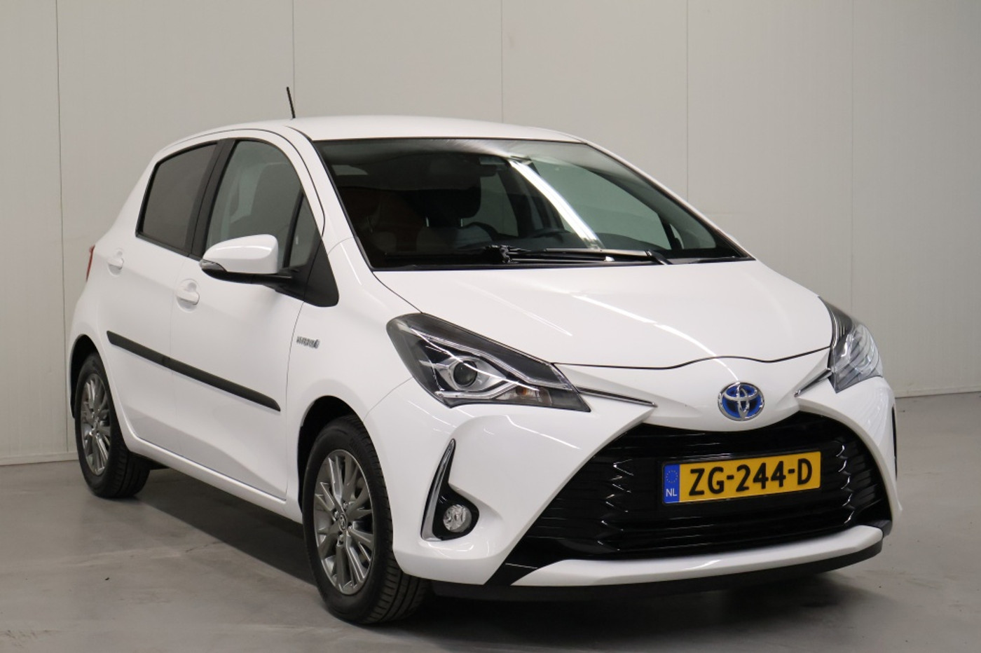 Foto van Toyota Toyota Yaris Hybrid
