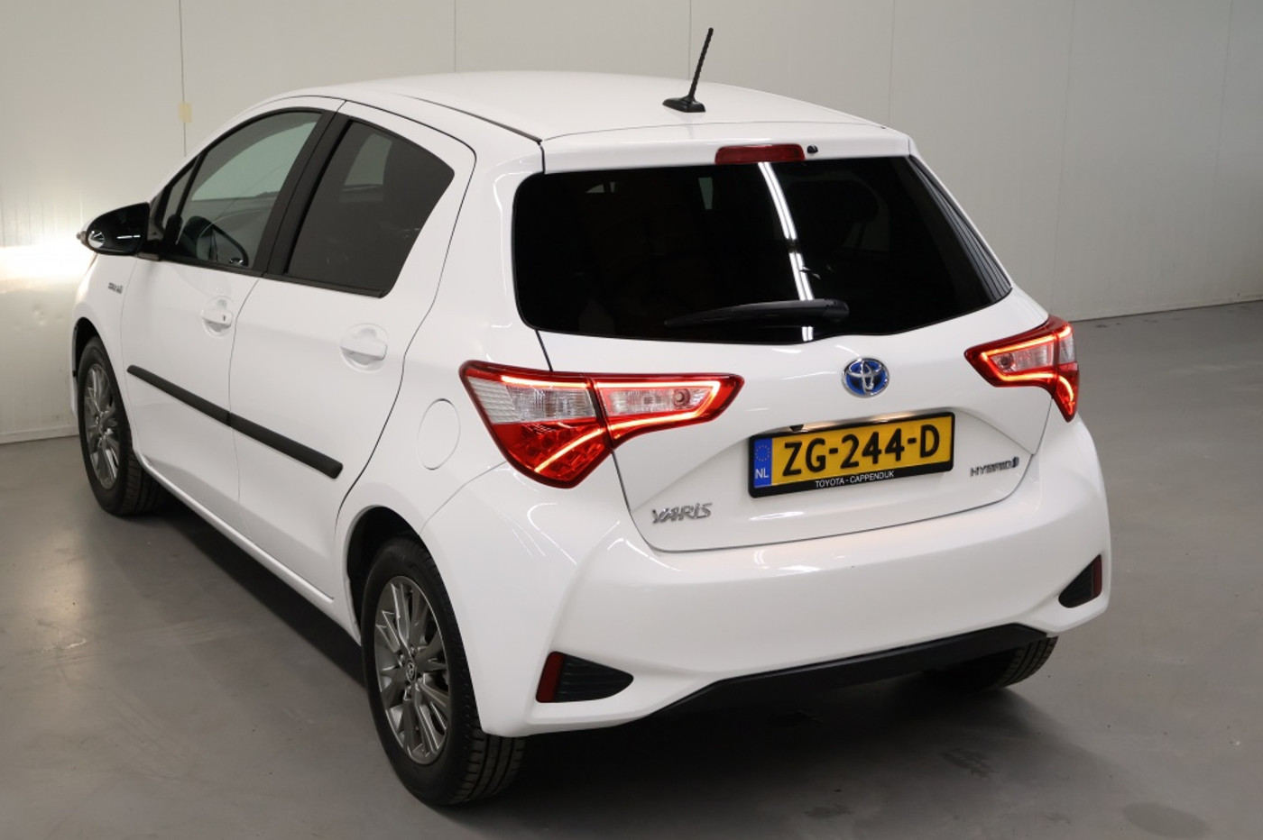 Foto van Toyota Toyota Yaris Hybrid