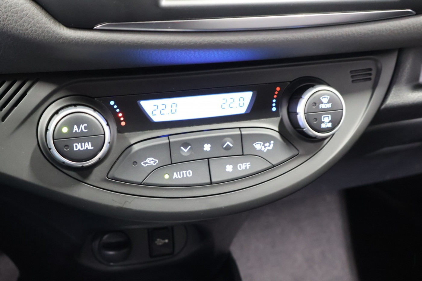 Foto van Toyota Toyota Yaris Hybrid
