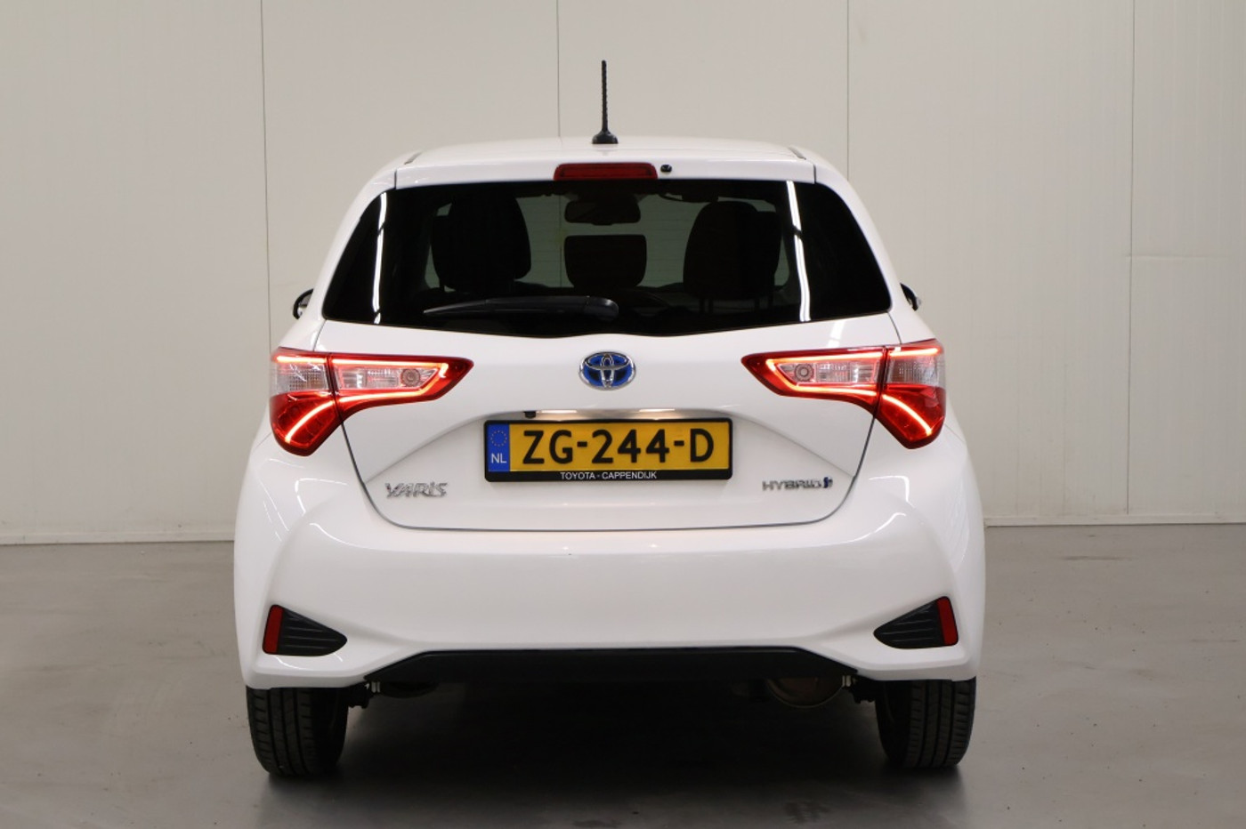 Foto van Toyota Toyota Yaris Hybrid