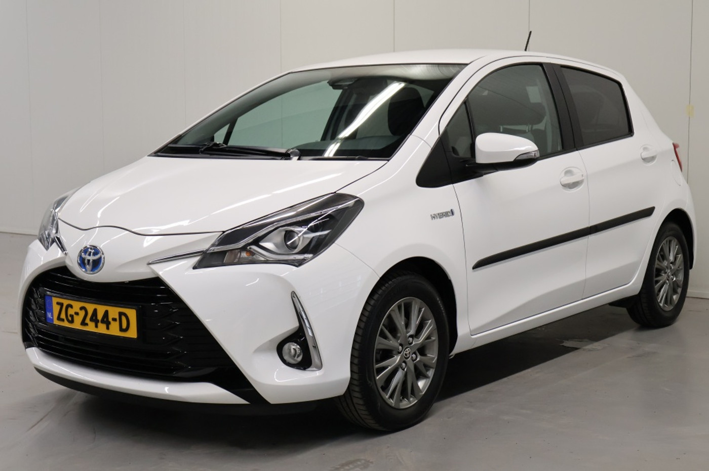 Foto van Toyota Toyota Yaris Hybrid