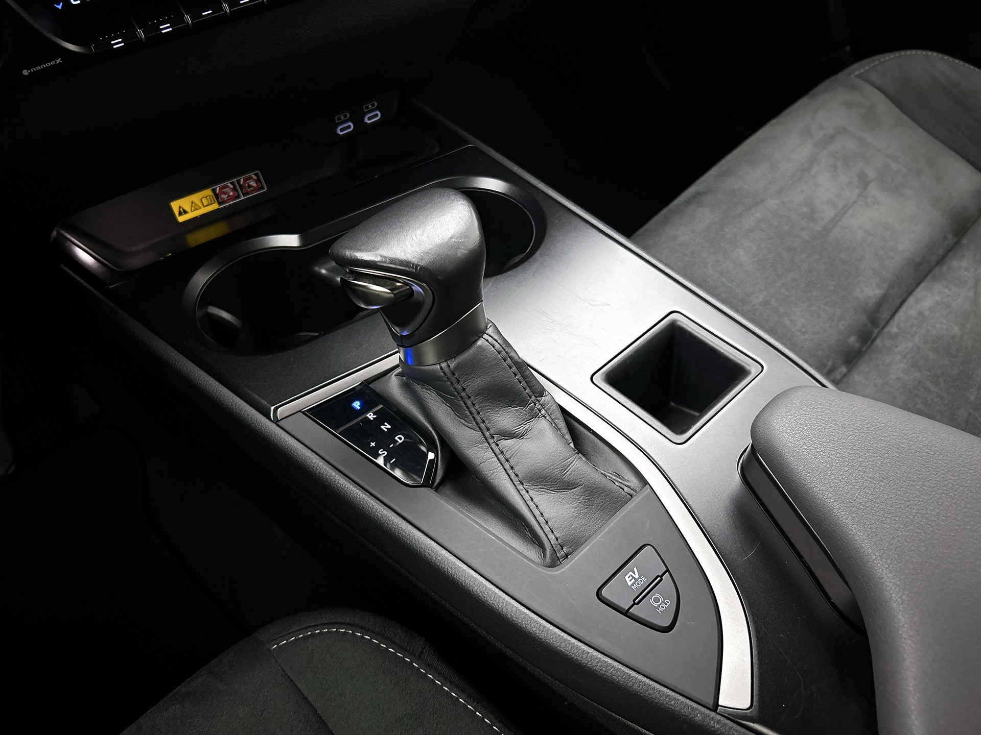 Foto van Lexus Lexus Ux250h