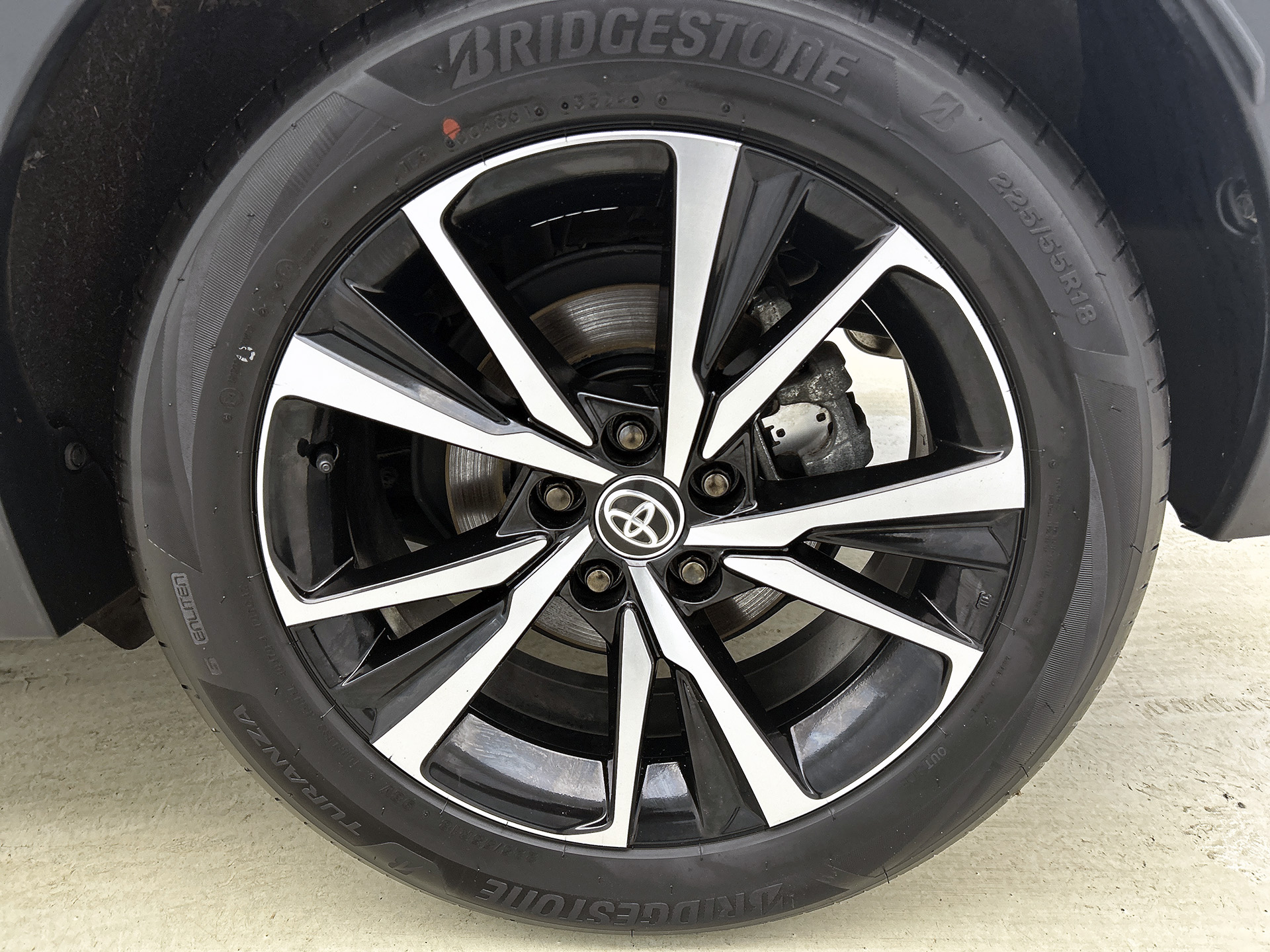 Foto van Toyota Toyota C-hr
