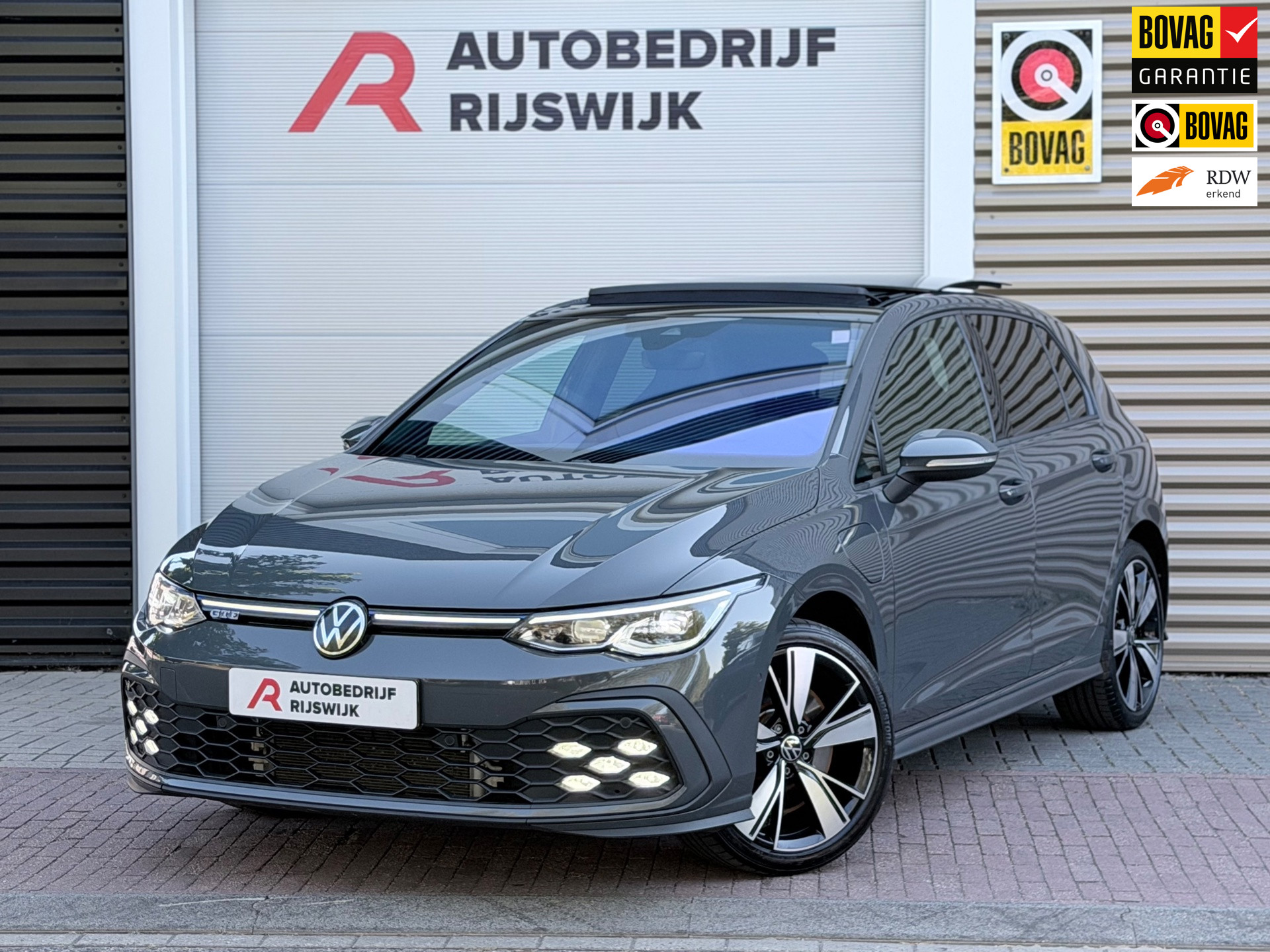 Volkswagen Golf GTE 1.4 eHybrid GTE Pano/Matrix/HuD 2021 - voorkant