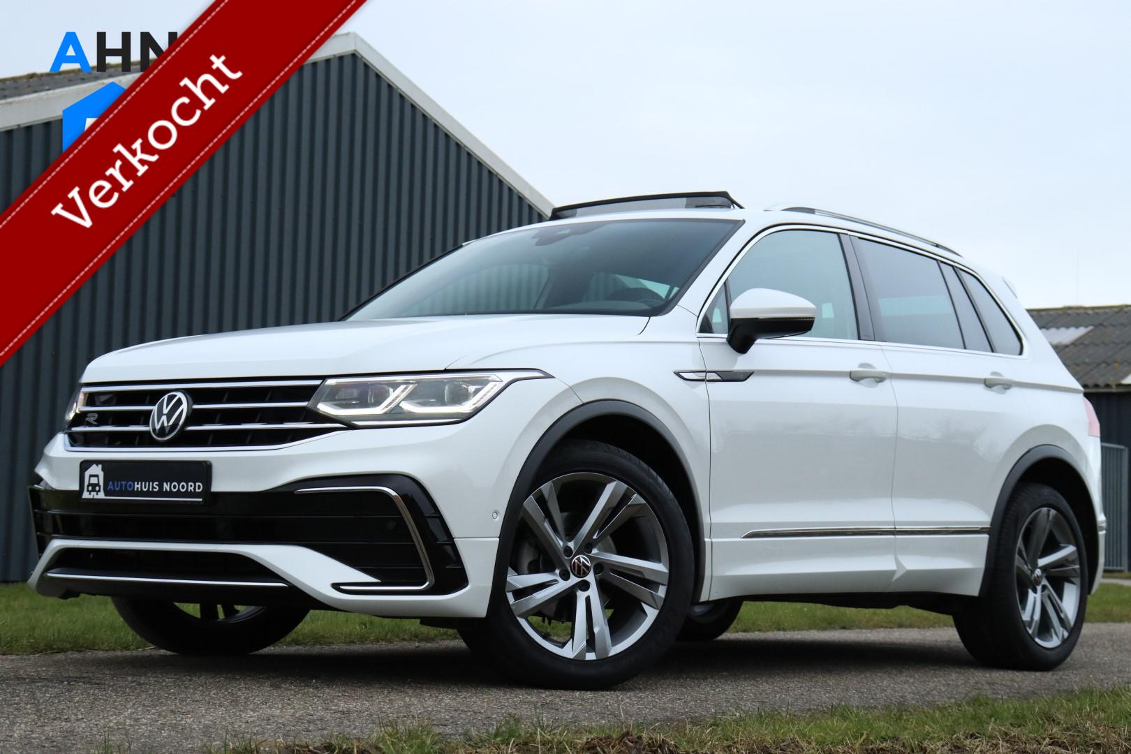 Volkswagen Tiguan 1.5 TSI / 2x R-Line / Pano / Virtual Cockpit / Camera / Matrix LED / Trekhaak / 19"! 2021 - voorkant