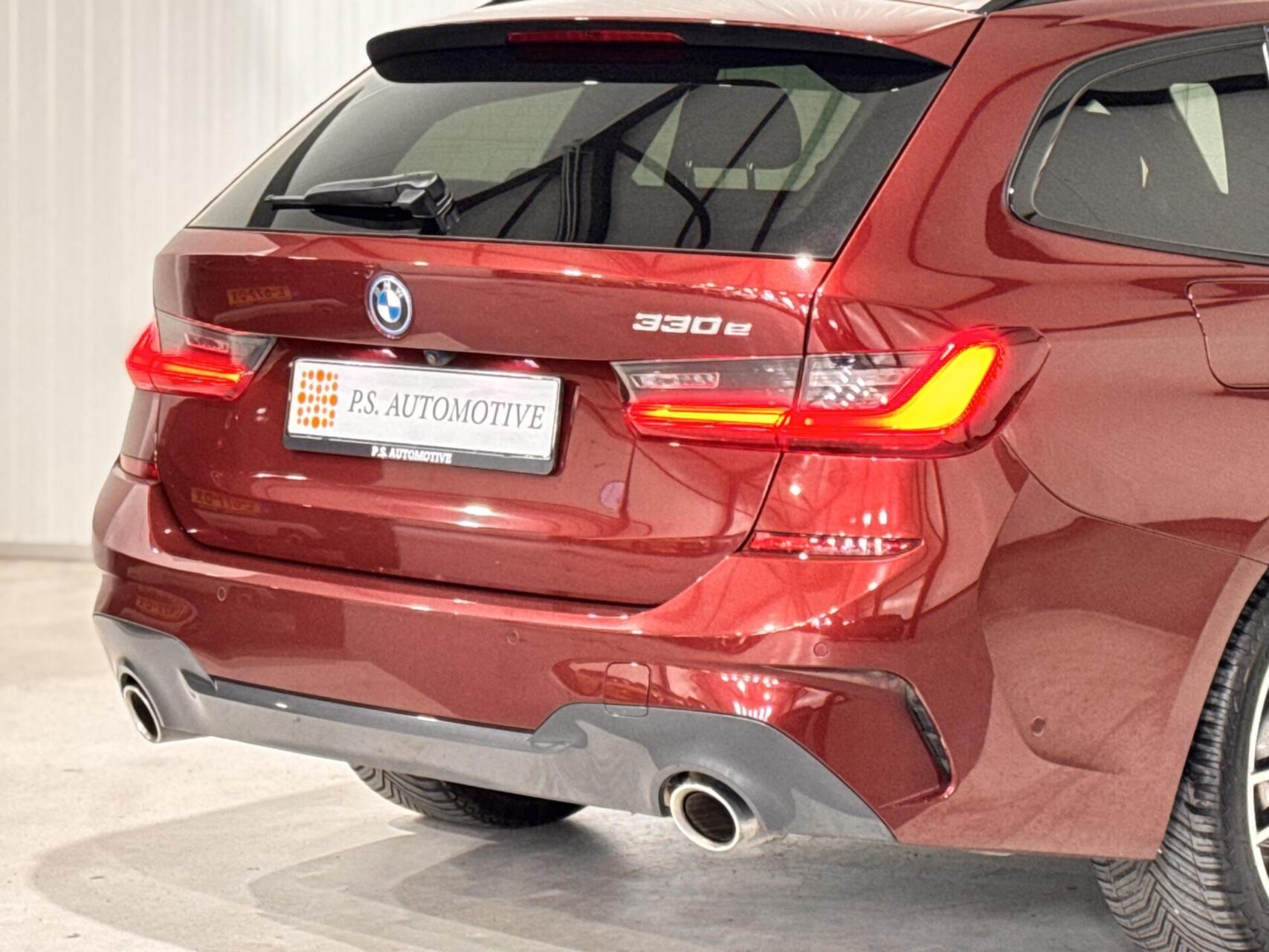 Foto van BMW 330e