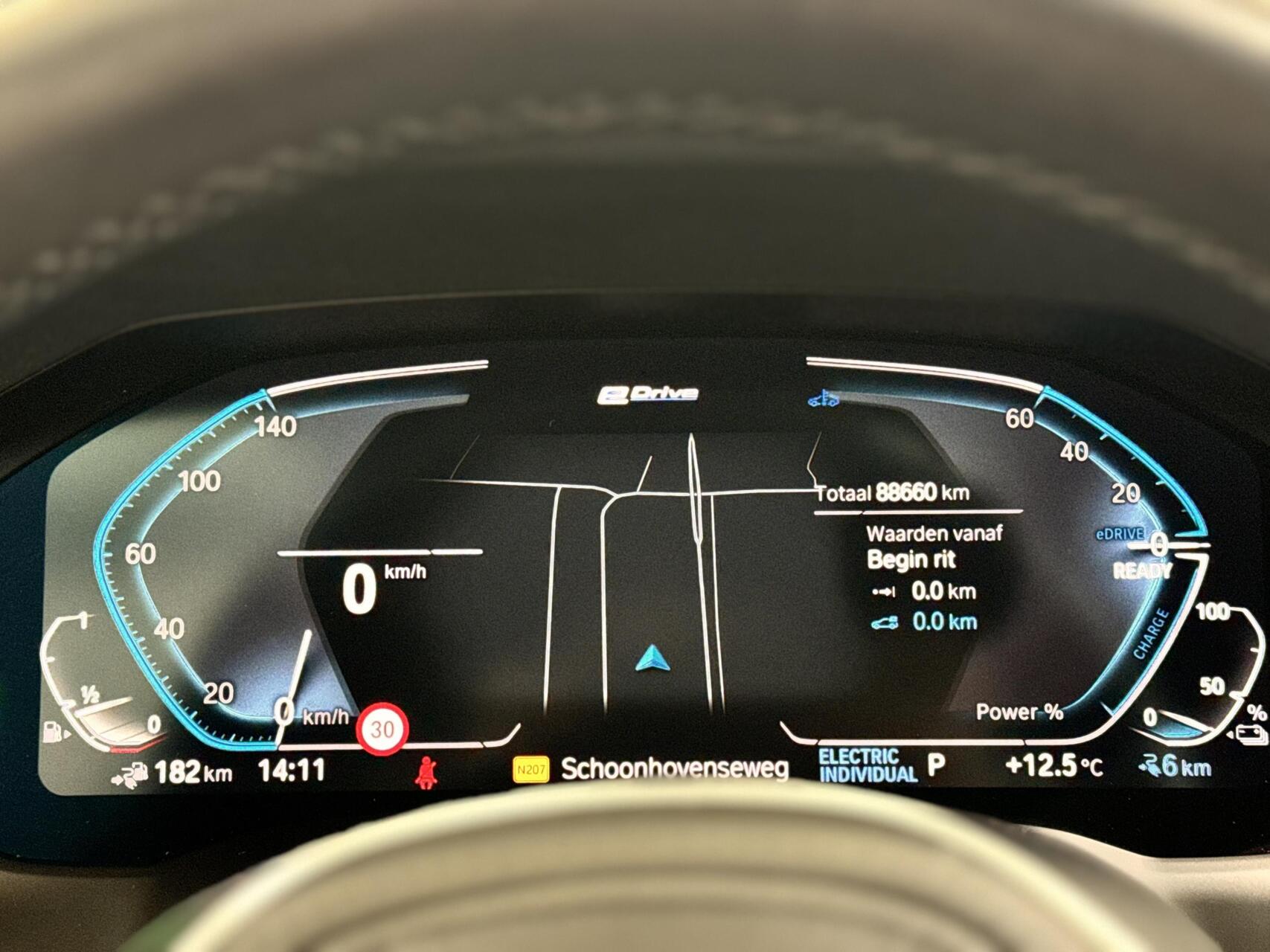 Foto van BMW 330e
