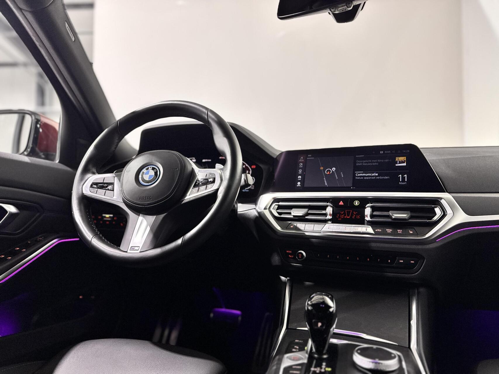 Foto van BMW 330e