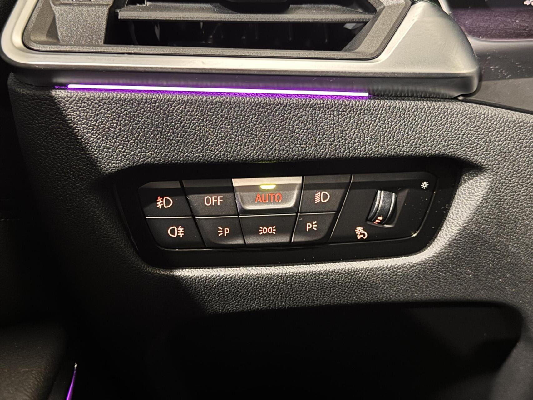 Foto van BMW 330e