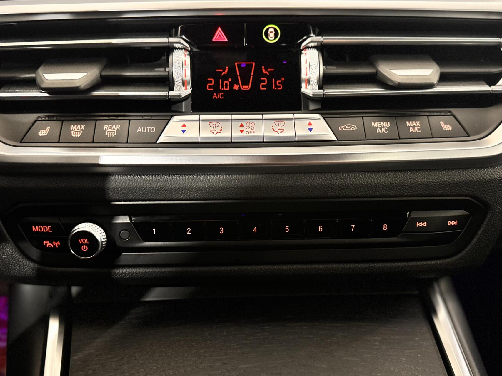 Foto van BMW 330e