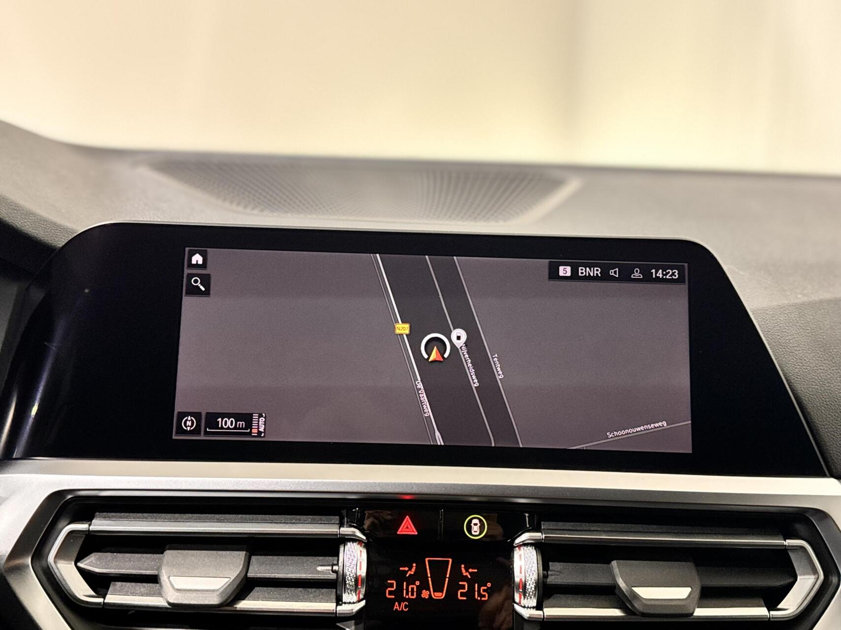 Foto van BMW 330e