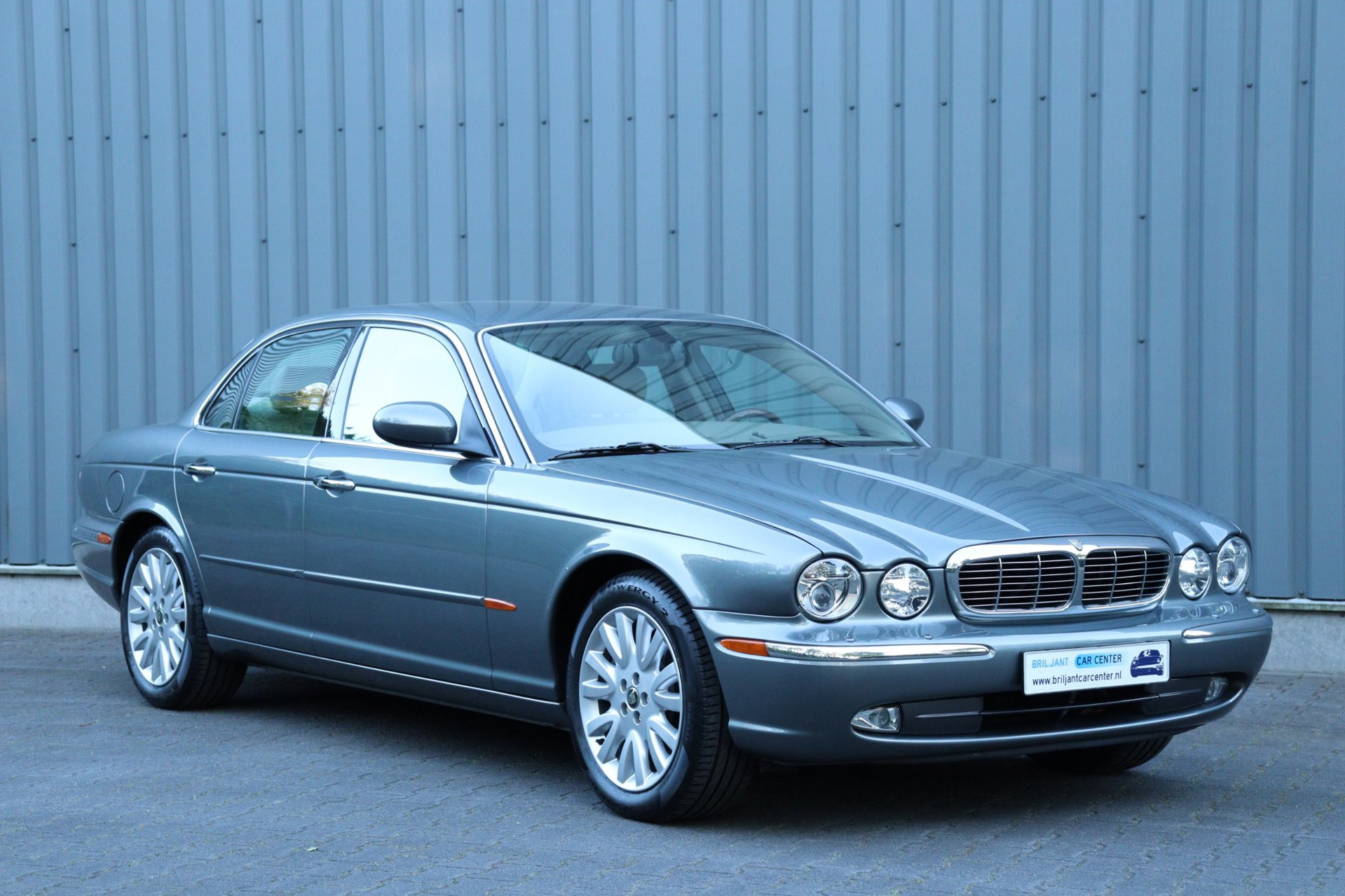 Jaguar XJ 3.0 V6 EXECUTIVE *83.017KM.!* 2004 - voorkant