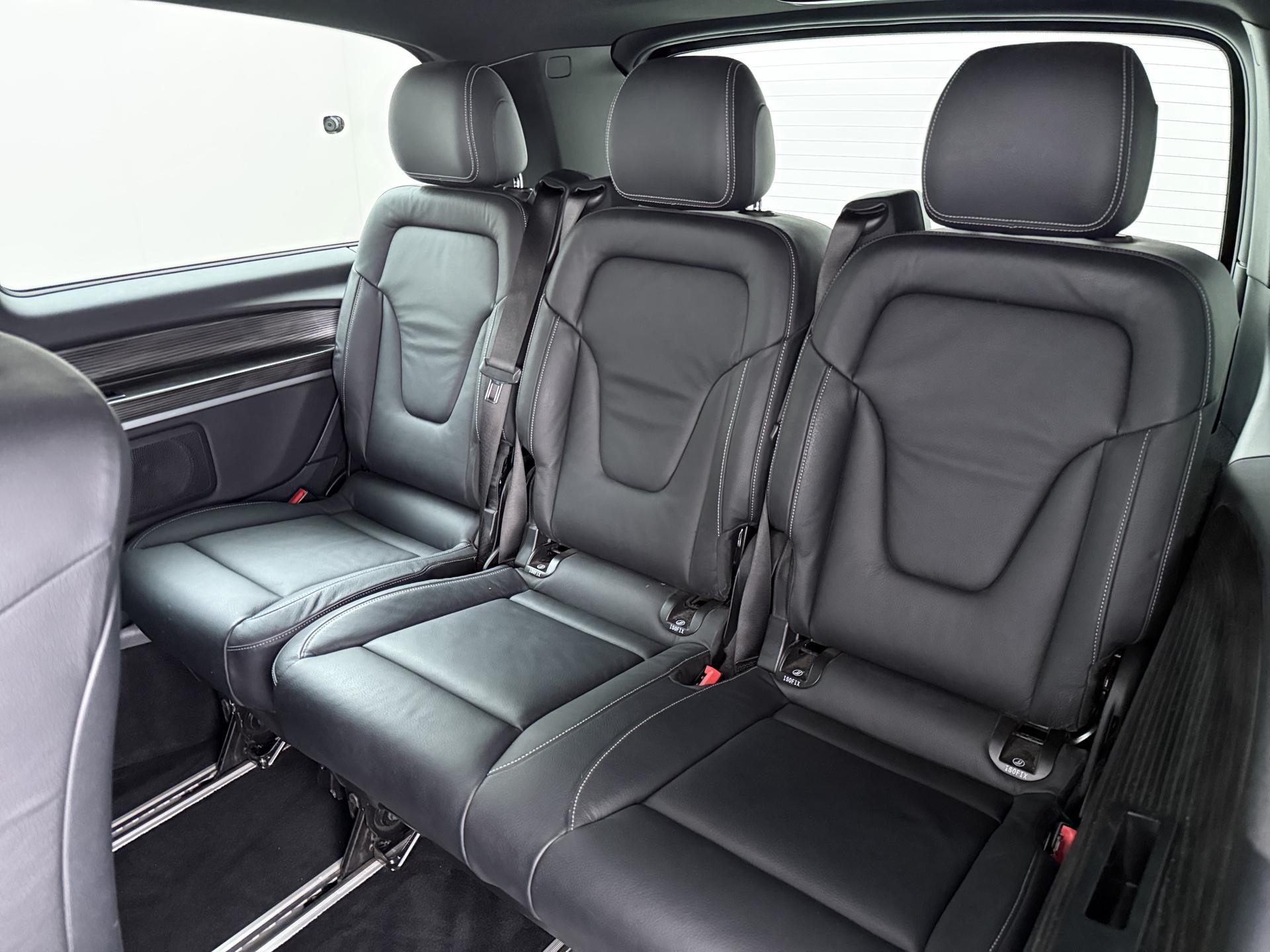 Foto van Mercedes-Benz Eqv