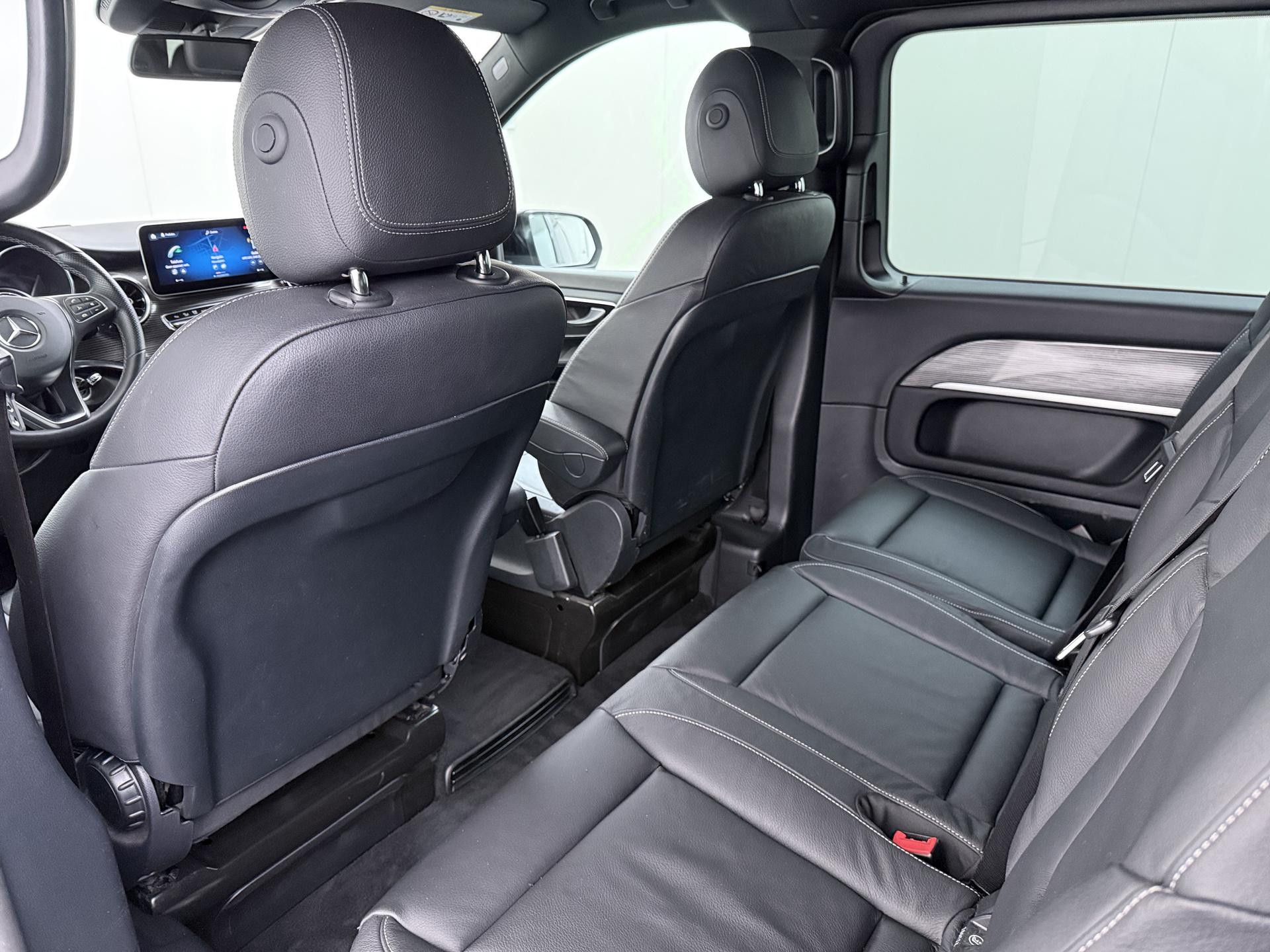 Foto van Mercedes-Benz Eqv