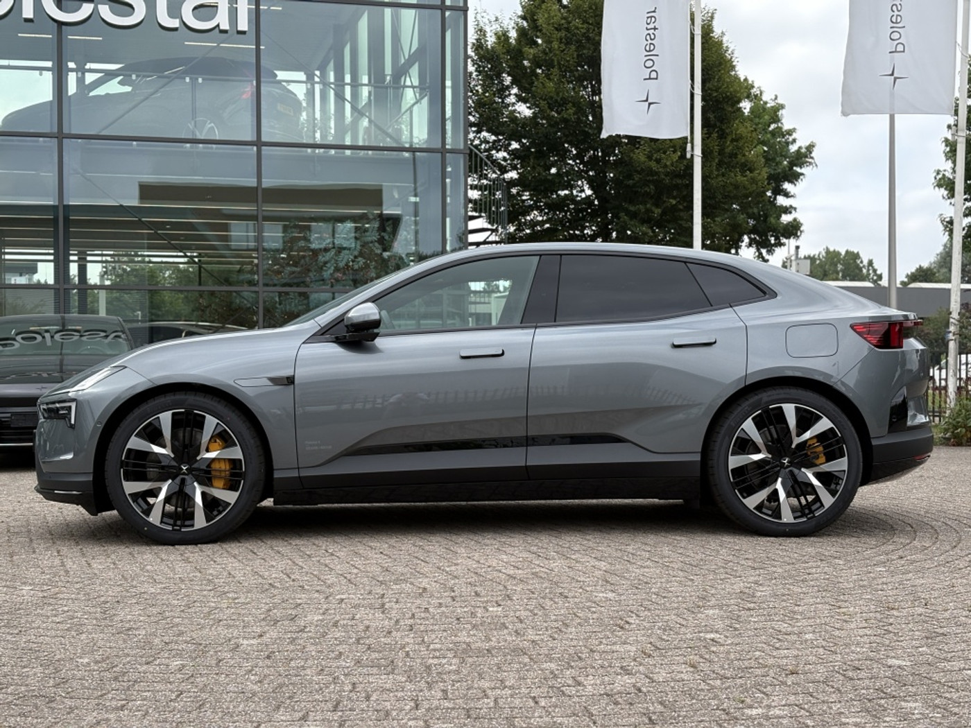 Foto van Polestar Polestar 4