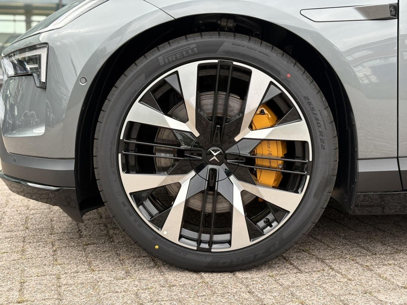 Foto van Polestar Polestar 4