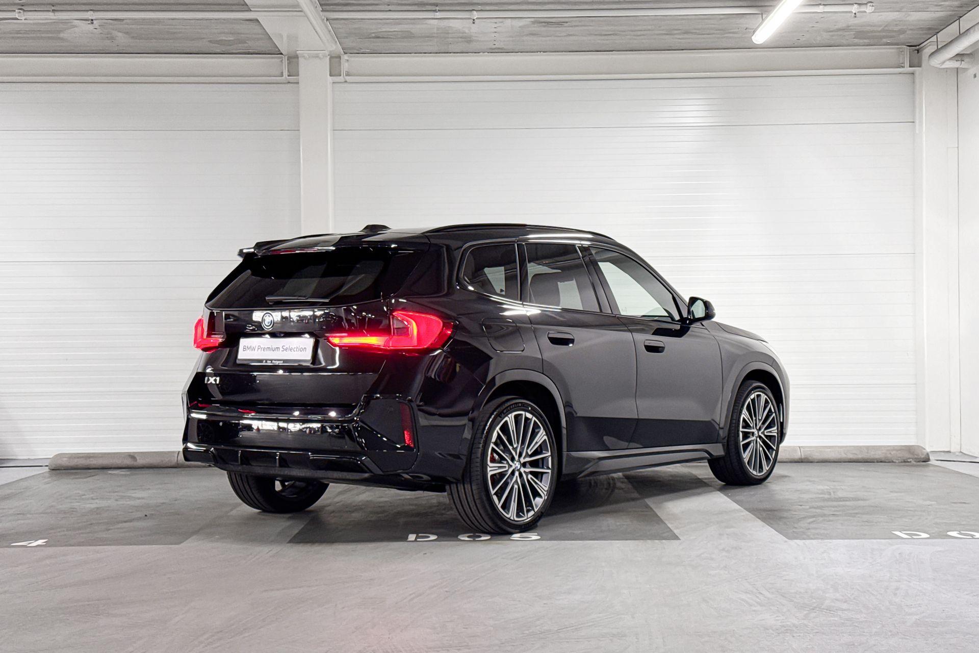 Foto van BMW Ix1 Edrive20